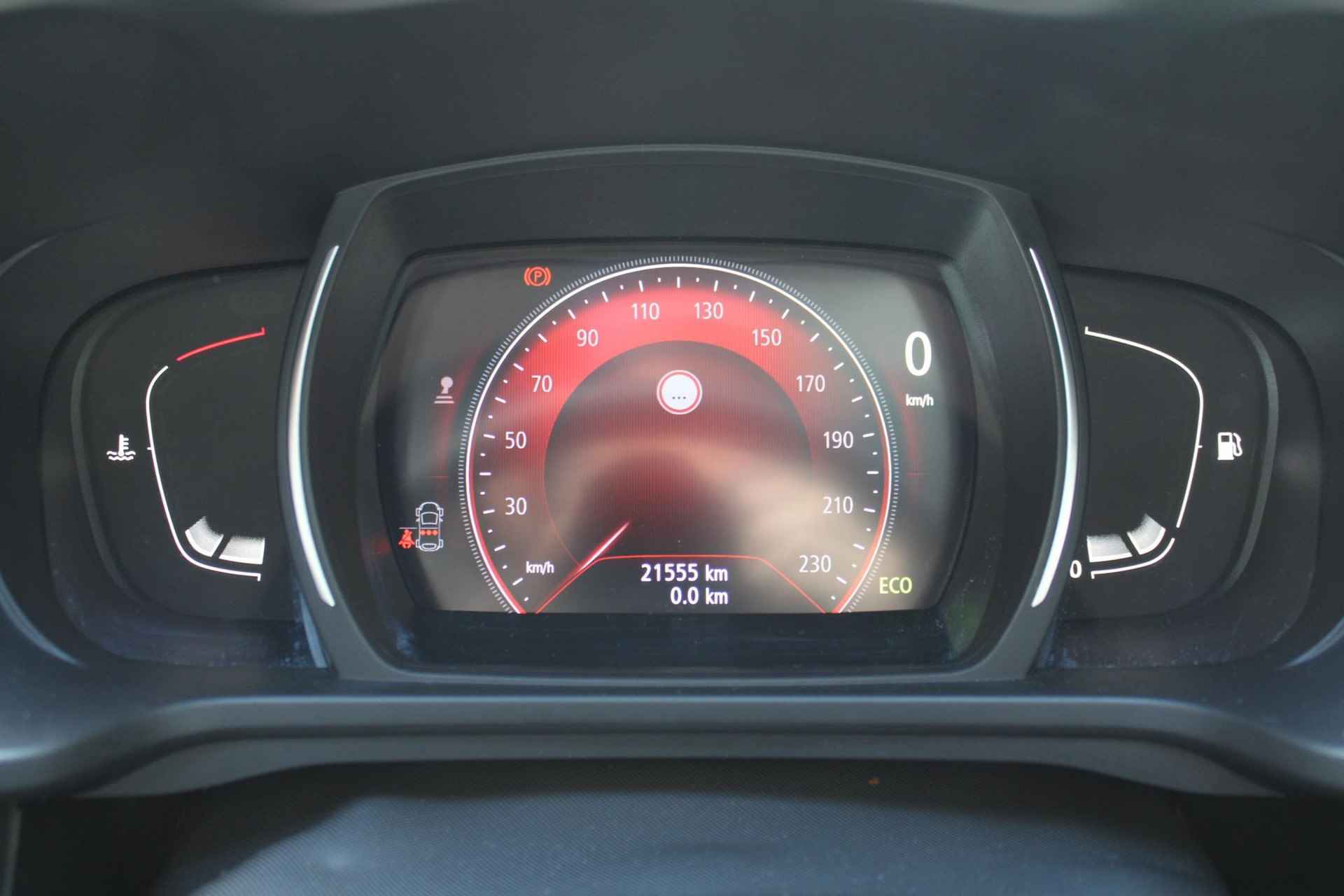 Renault Kadjar TCe 130 Intens Panoramadak | Parksensors Achter | weinig kms | - 30/33