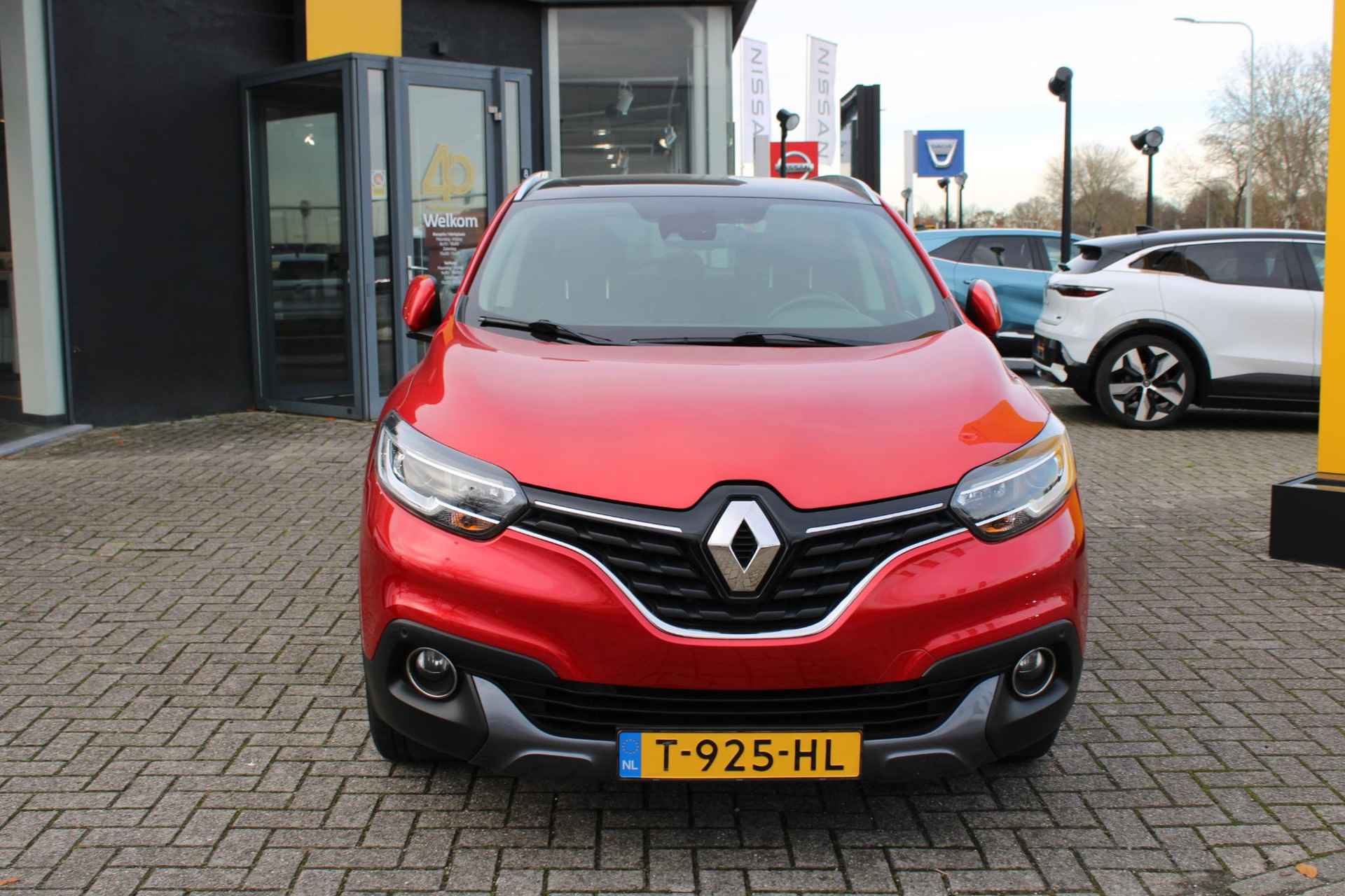 Renault Kadjar TCe 130 Intens Panoramadak | Parksensors Achter | weinig kms | - 7/18