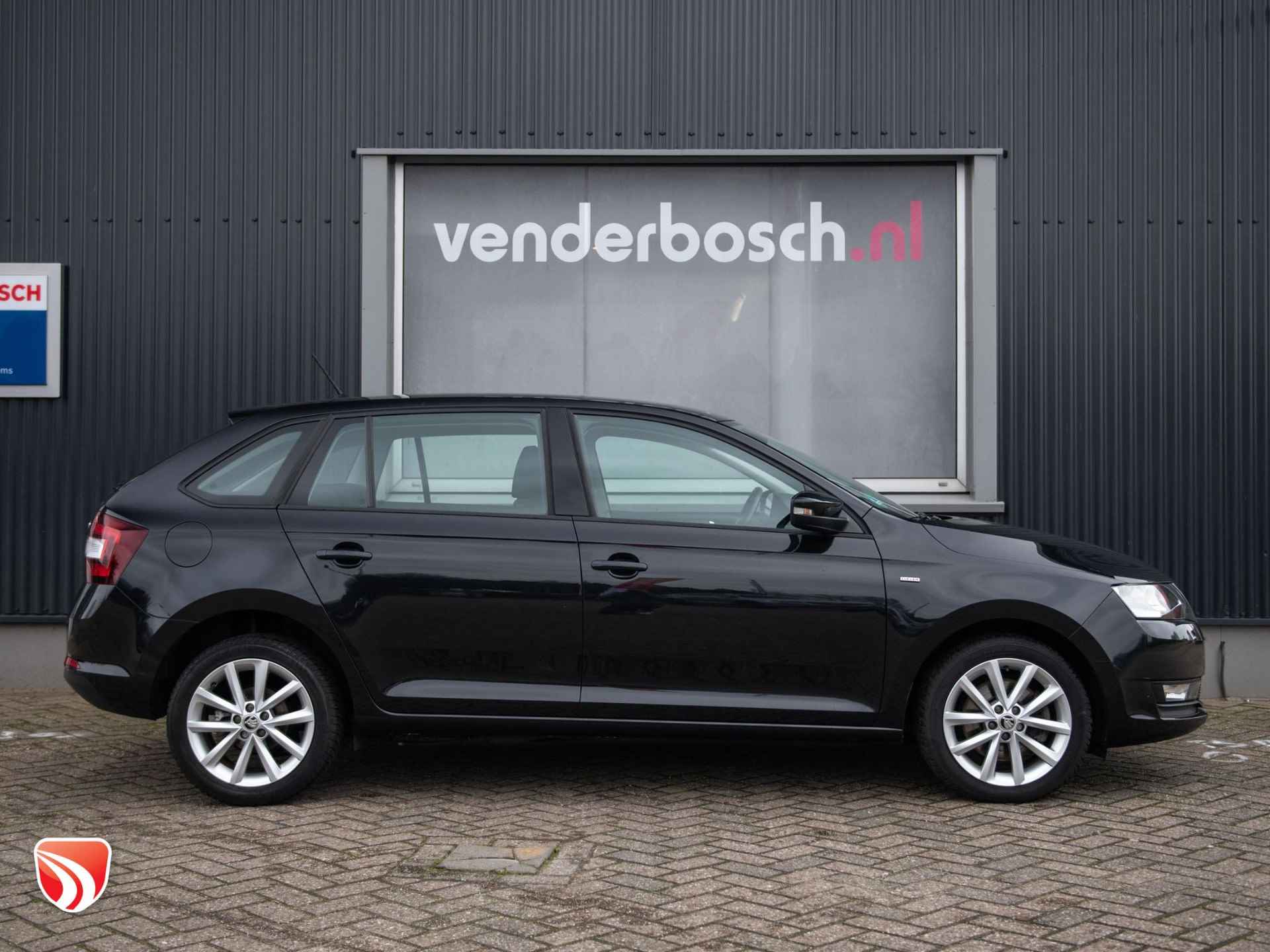 Skoda Rapid Spaceback 1.0 TSI Greentech Clever 110pk | Apple CarPlay | Stoelverwarming - 19/37