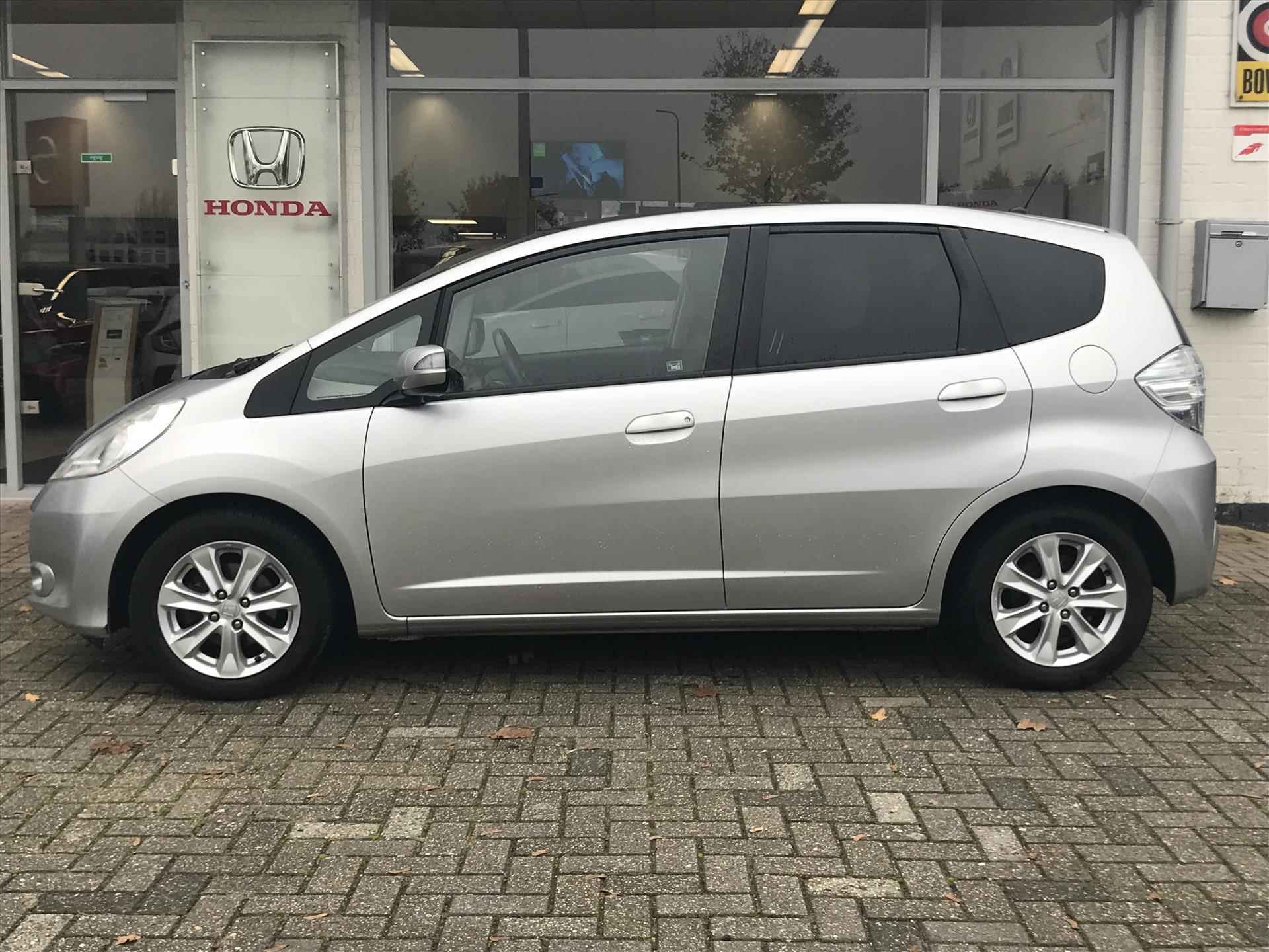 Honda Jazz Hybrid 1.4 i-VTEC Automaat Exclusive | Panoramadak | Leer | Parkeersensoren - 15/27