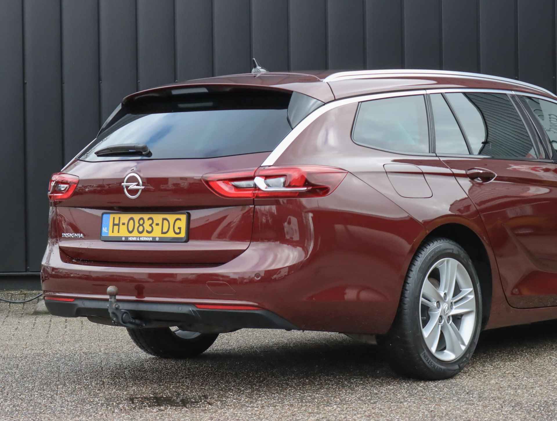 Opel Insignia 165pk Turbo Executive (1ste eig./T.haak/Camera/AGR/Electr.klep/Keyless) - 45/48