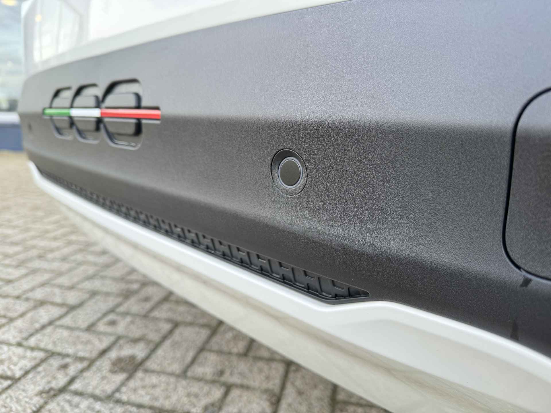Fiat 600E RED 54 kWh | Sensoren achter | Cruise Control | Climate | Carplay - 19/40