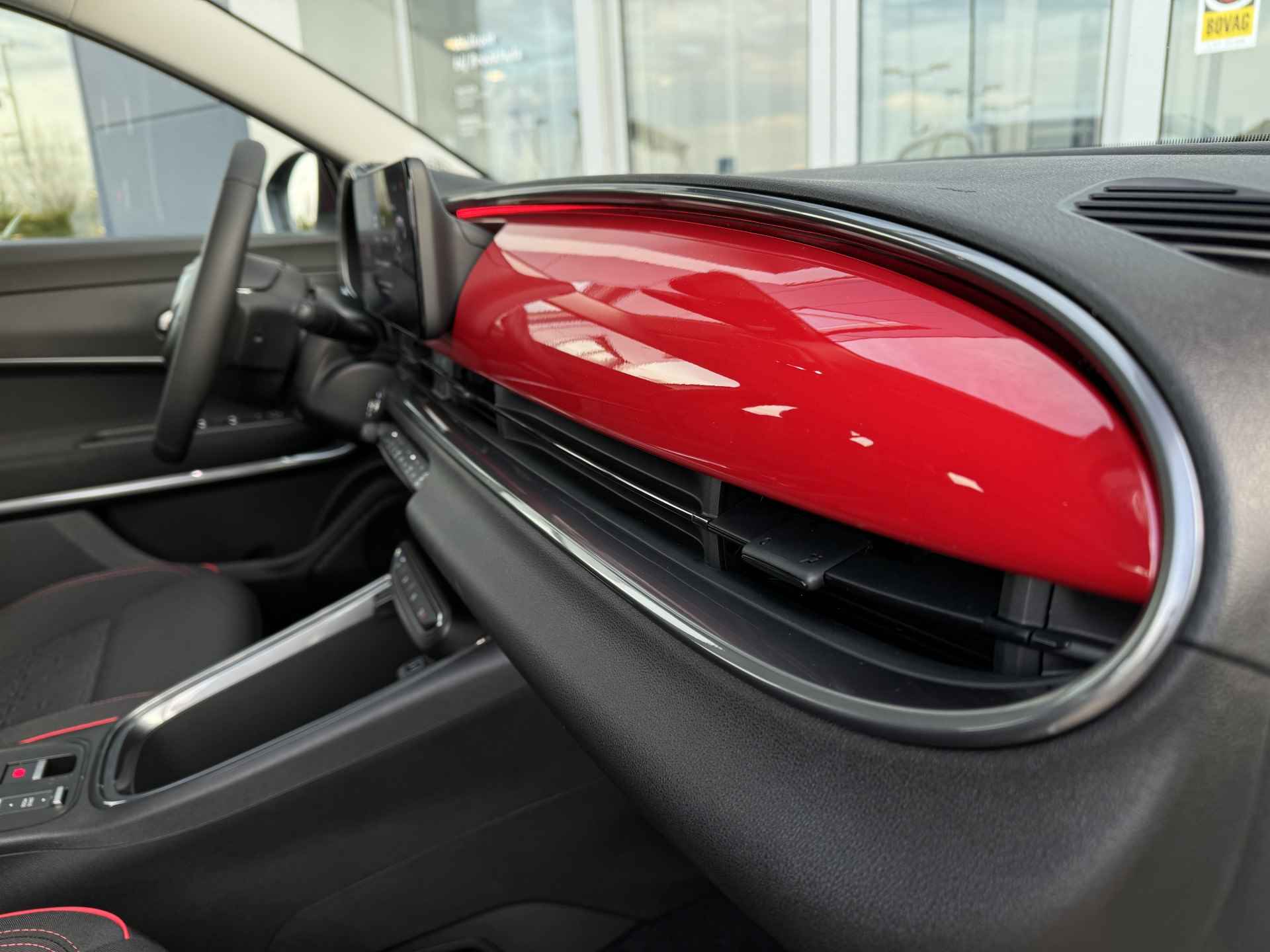 Fiat 600E RED 54 kWh | Sensoren achter | Cruise Control | Climate | Carplay - 25/40