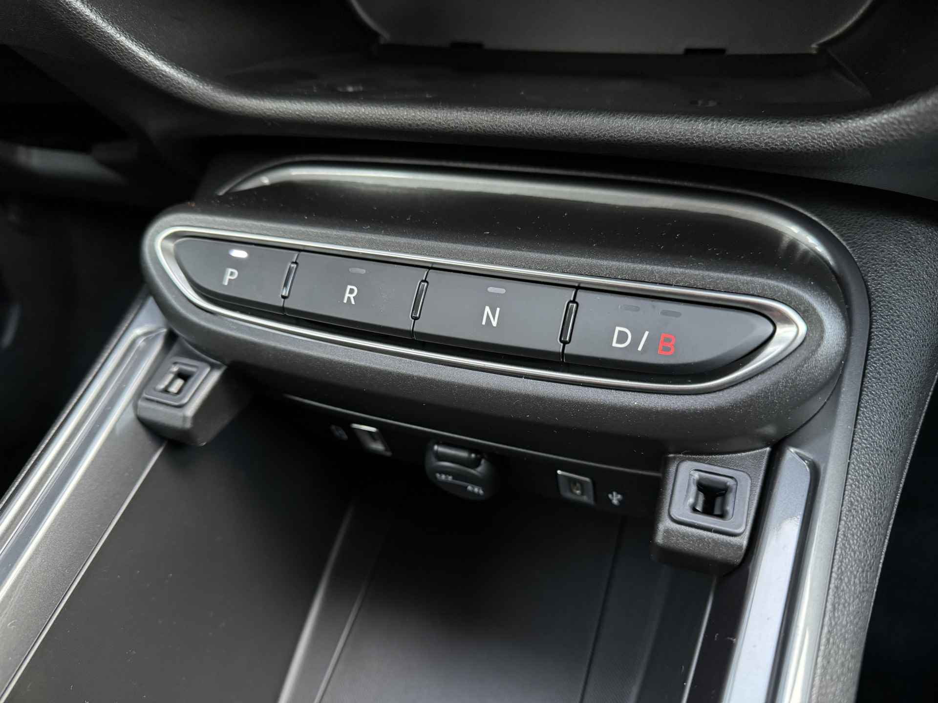 Fiat 600E RED 54 kWh | Sensoren achter | Cruise Control | Climate | Carplay - 27/40