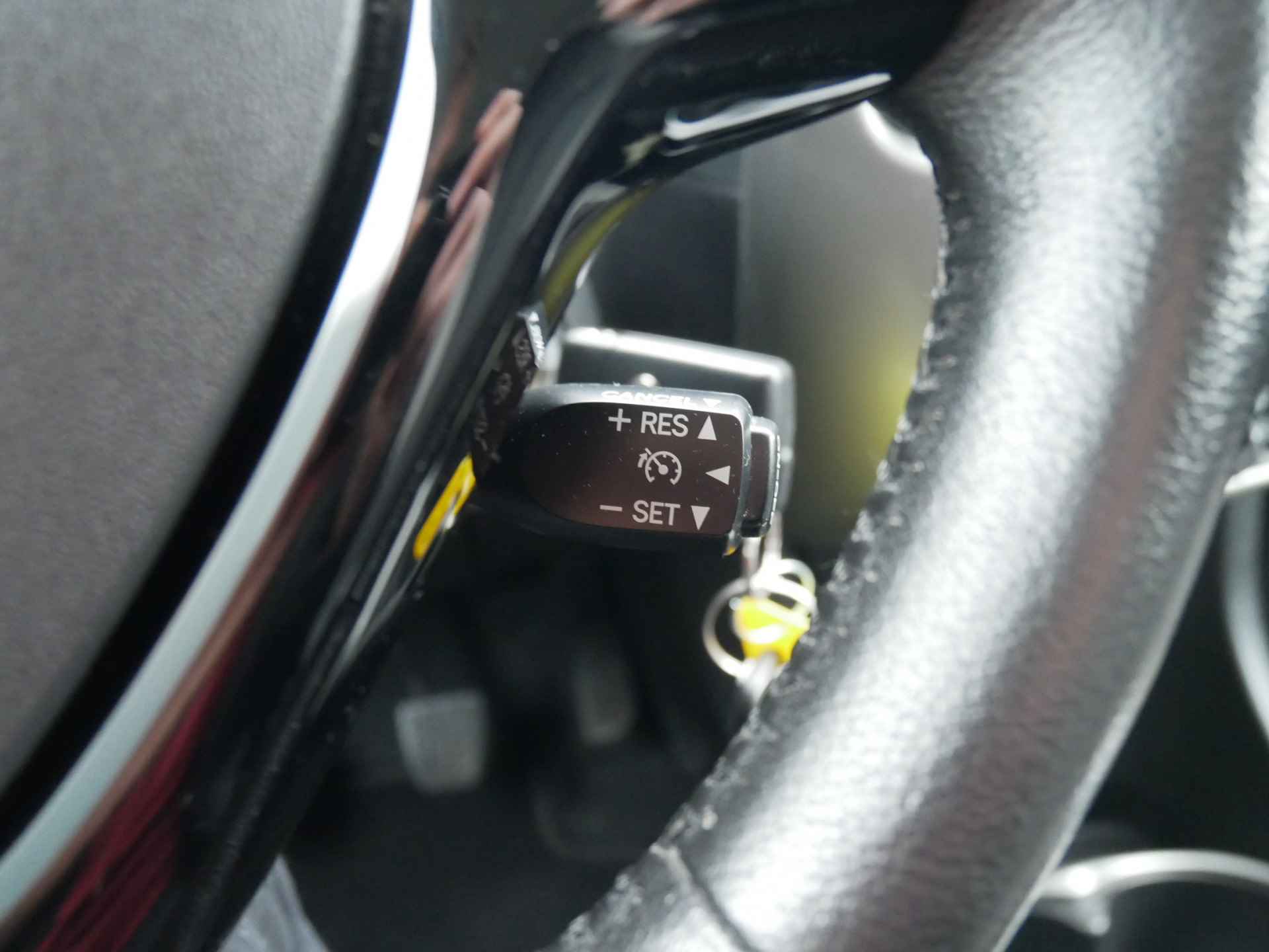 Toyota Aygo 1.0 VVT-i x-fun Airco, Elekt Pakket, 5-DRS! - 14/17