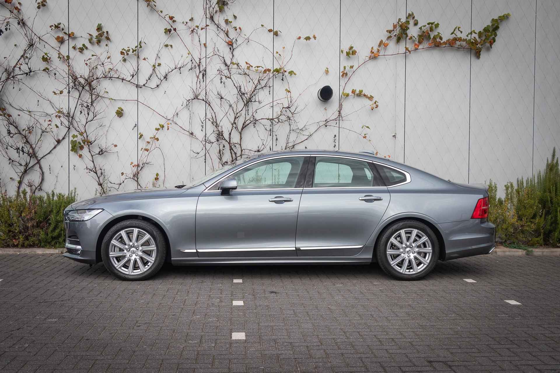 Volvo S90 T4 Aut.8 Inscription | Adaptieve Cruise Control | Trekhaak | Parkeercamera | Keyless | BLIS | Elektrische stoelverstelling | Stoelverwarming - 5/25