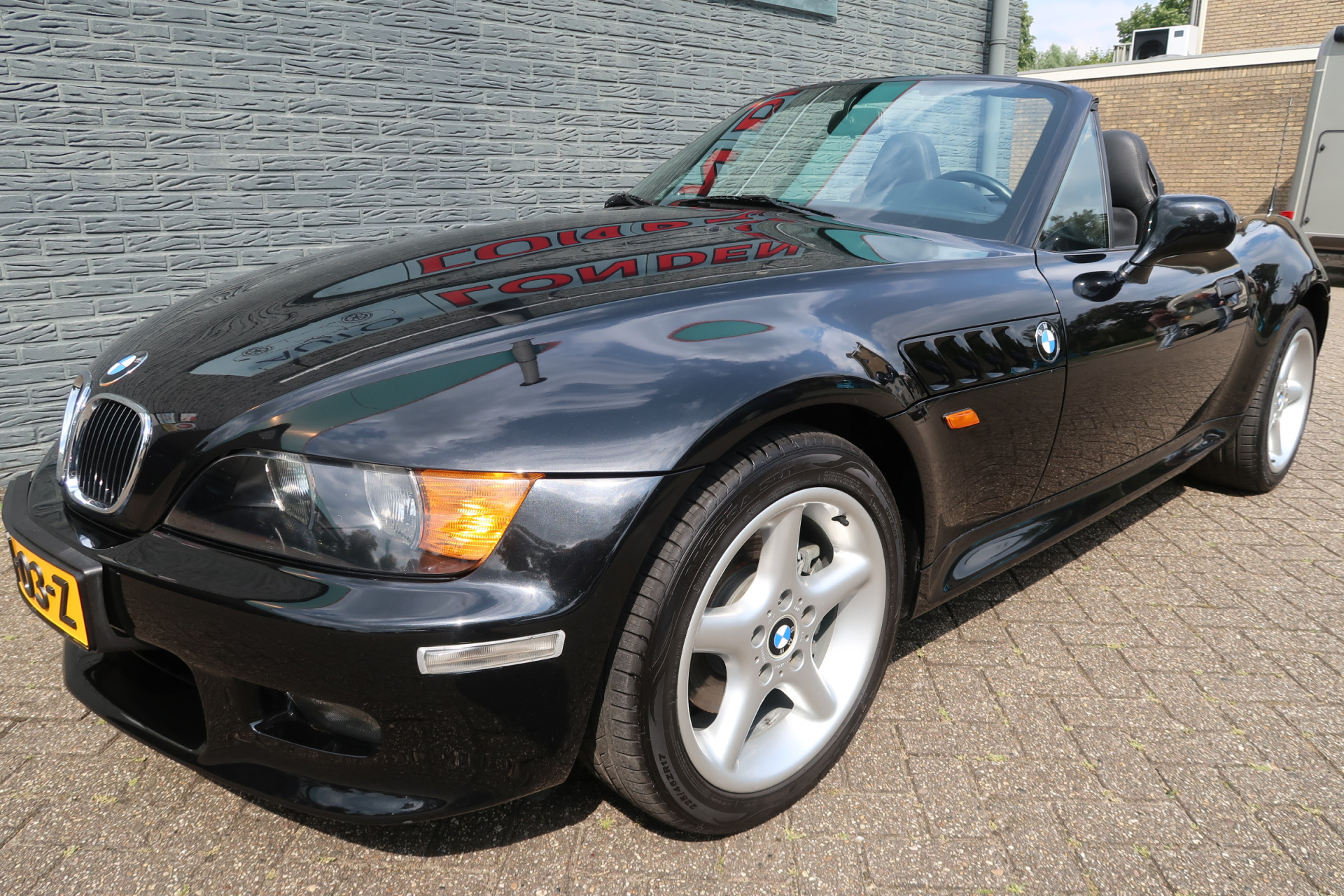 BMW Z3 Roadster 3.0i Altijd binnen gestaan in garage Tenerife originele km stand  Eerste eigenaar onderhouds historie met rekeningen aanwezig