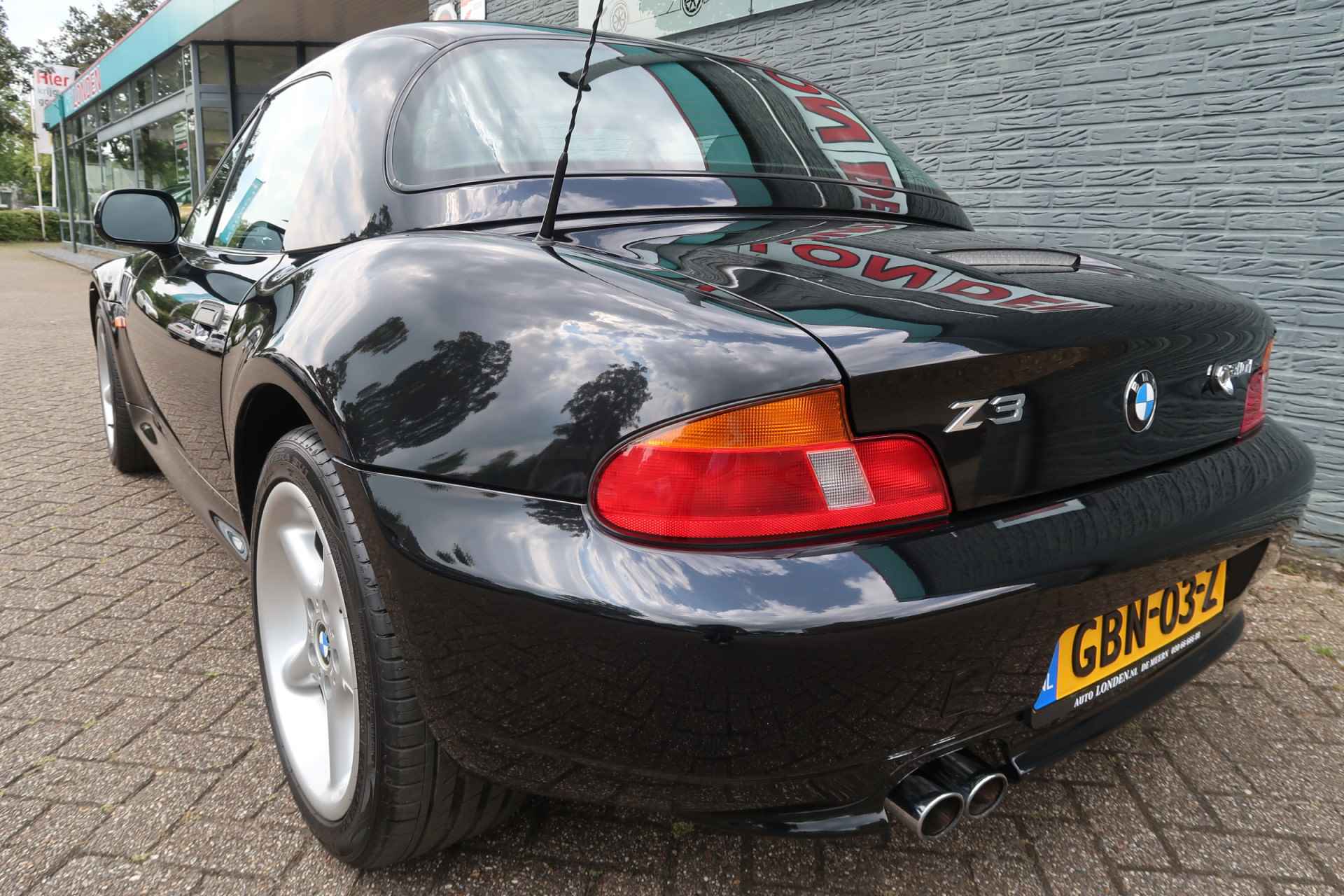 BMW Z3 Roadster 3.0i Altijd binnen gestaan in garage Tenerife originele km stand  Eerste eigenaar onderhouds historie met rekeningen aanwezig - 5/42