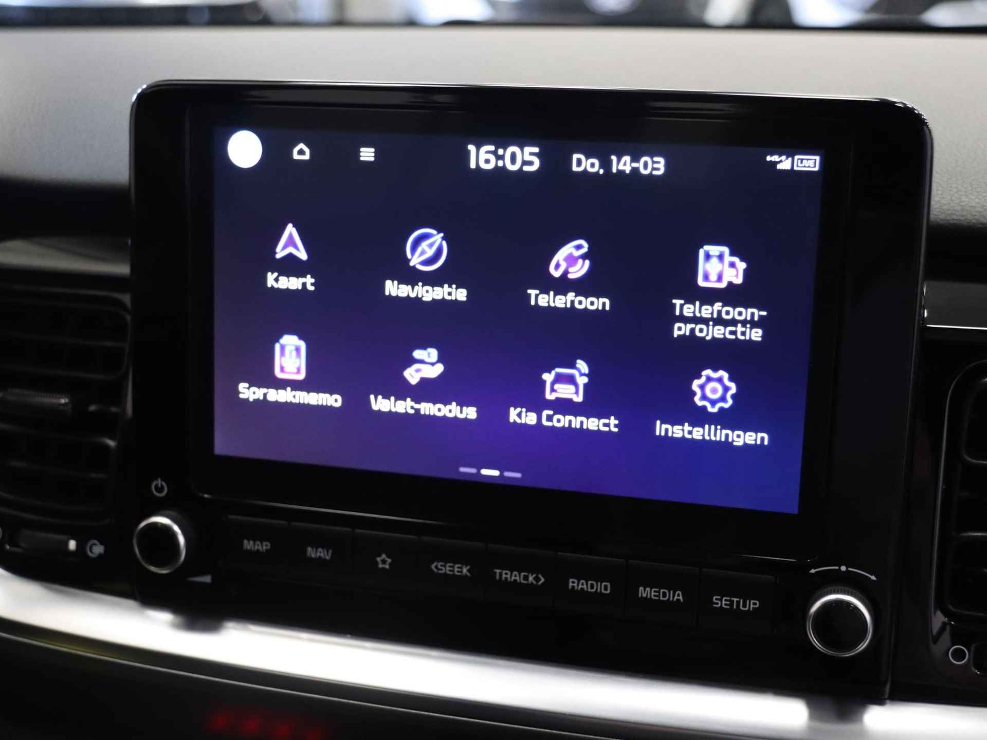 Kia Stonic 1.0 T-GDi MHEV DynamicLine | Navigatie | Camera | Climate control | Apple Carplay / Android Auto | Cruise control | - 29/37