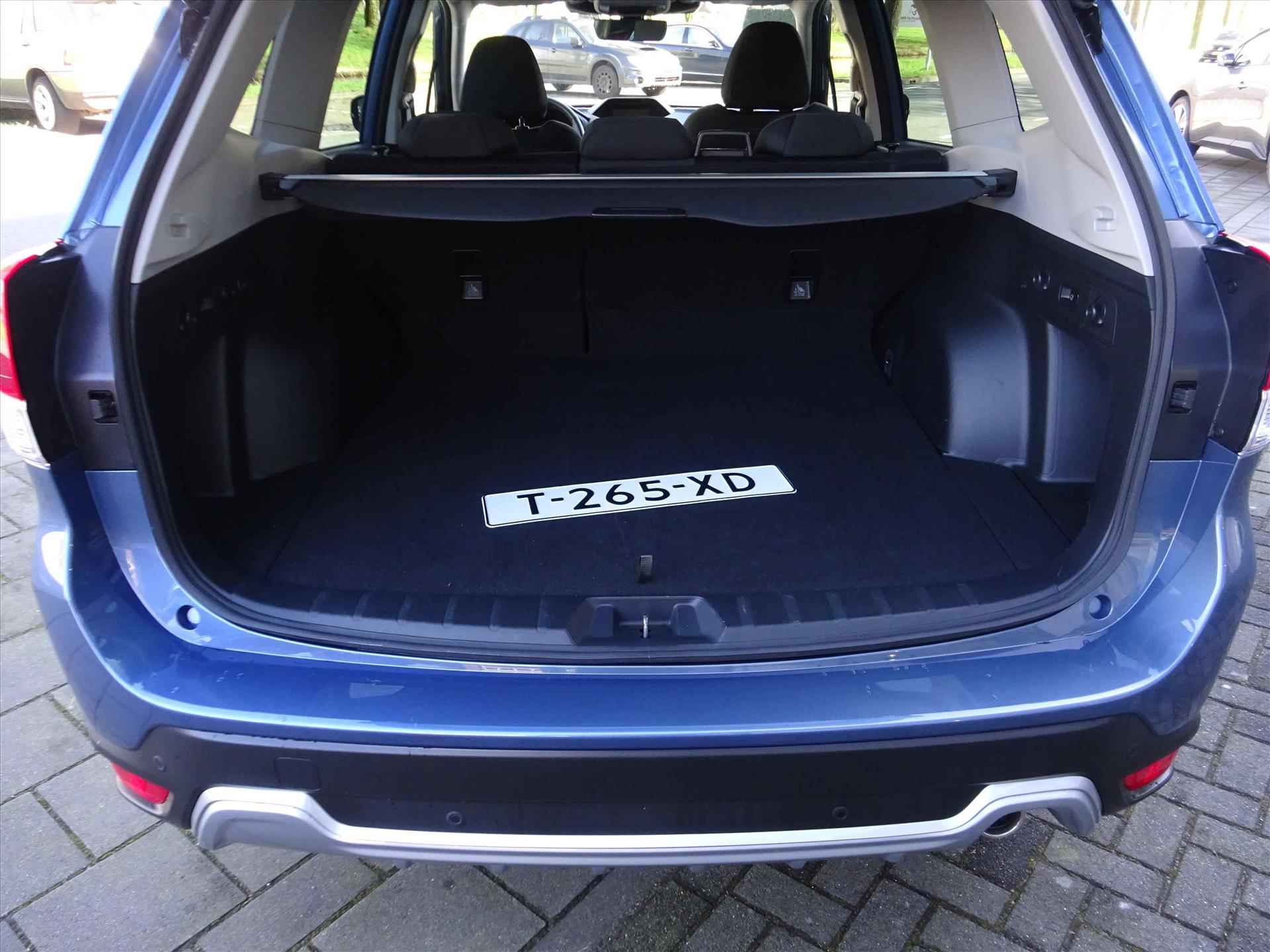 Subaru Forester 2.0i e-BOXER 150pk CVT Luxury | Navi | Trekhaak | elekt. bed. achterklep | SRH | LED - 13/48