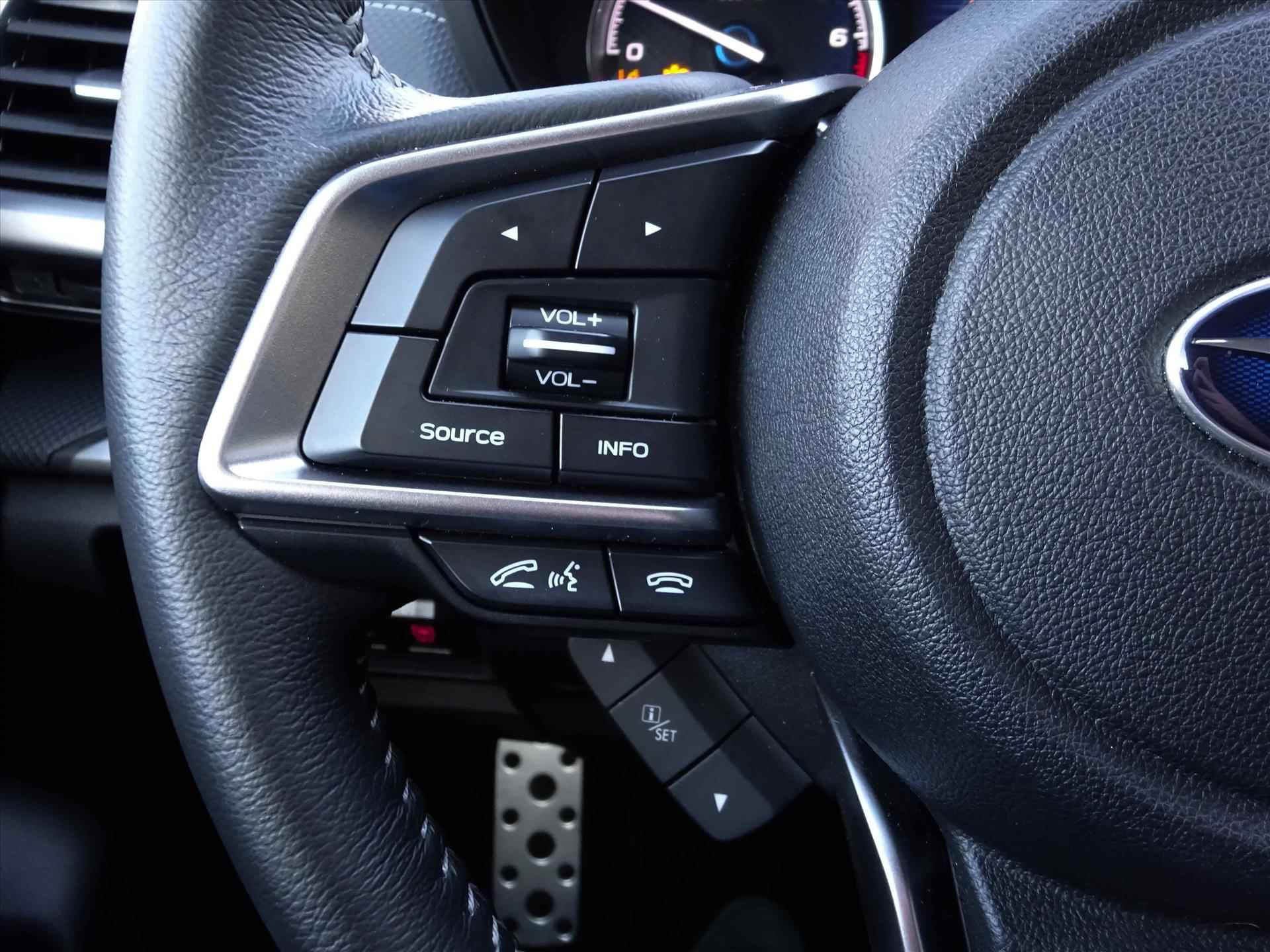 Subaru Forester 2.0i e-BOXER 150pk CVT Luxury | Navi | Trekhaak | elekt. bed. achterklep | SRH | LED - 24/48