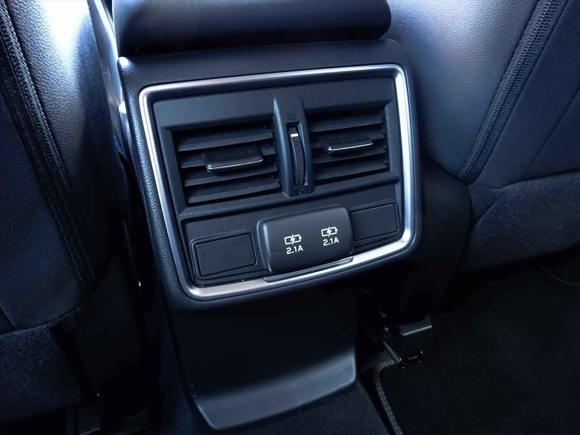 Subaru Forester 2.0i e-BOXER 150pk CVT Luxury | Navi | Trekhaak | elekt. bed. achterklep | SRH | LED - 37/48