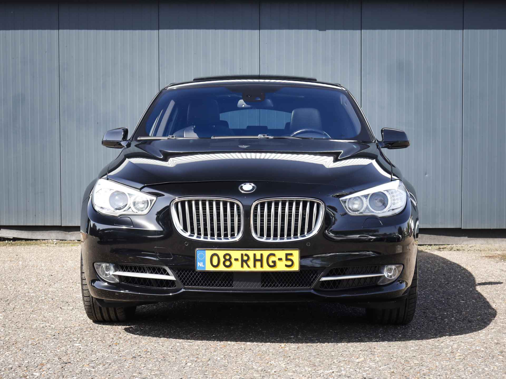 BMW 5 Serie Gran Turismo 550XI, High Executive (408 PK) Keurig-Onderh, 12-Mnd-Bovag, NL-Auto, Panoramadak, Leer, Keyless-Entry, Panoramisch-Schuifkanteldak,, Head-Up, Adaptieve-Cruisecontrol, Rondom-Camera, Privacy-Glas - 22/44