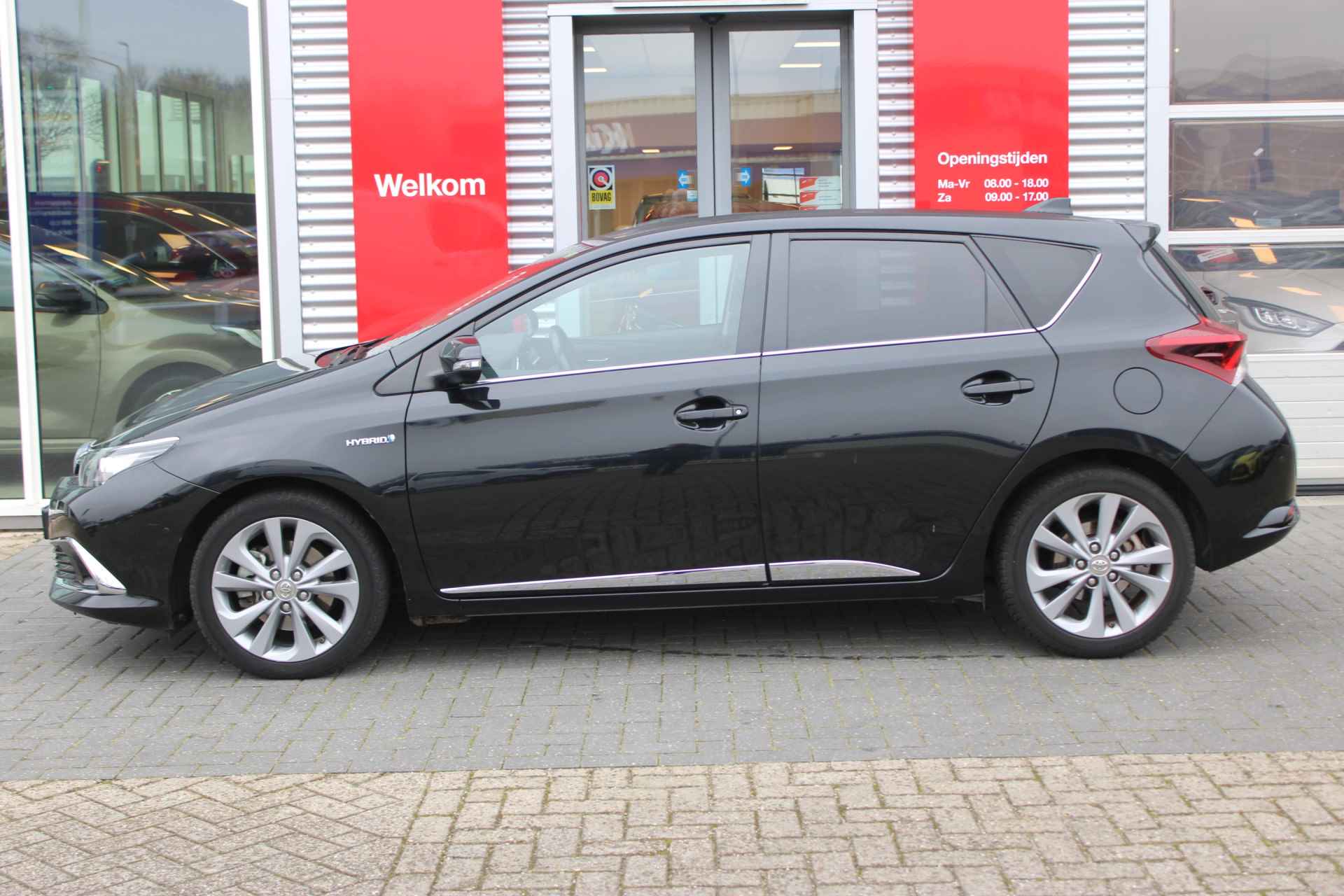 Toyota Auris 1.8 Hybrid Executive met trekhaak - 8/48