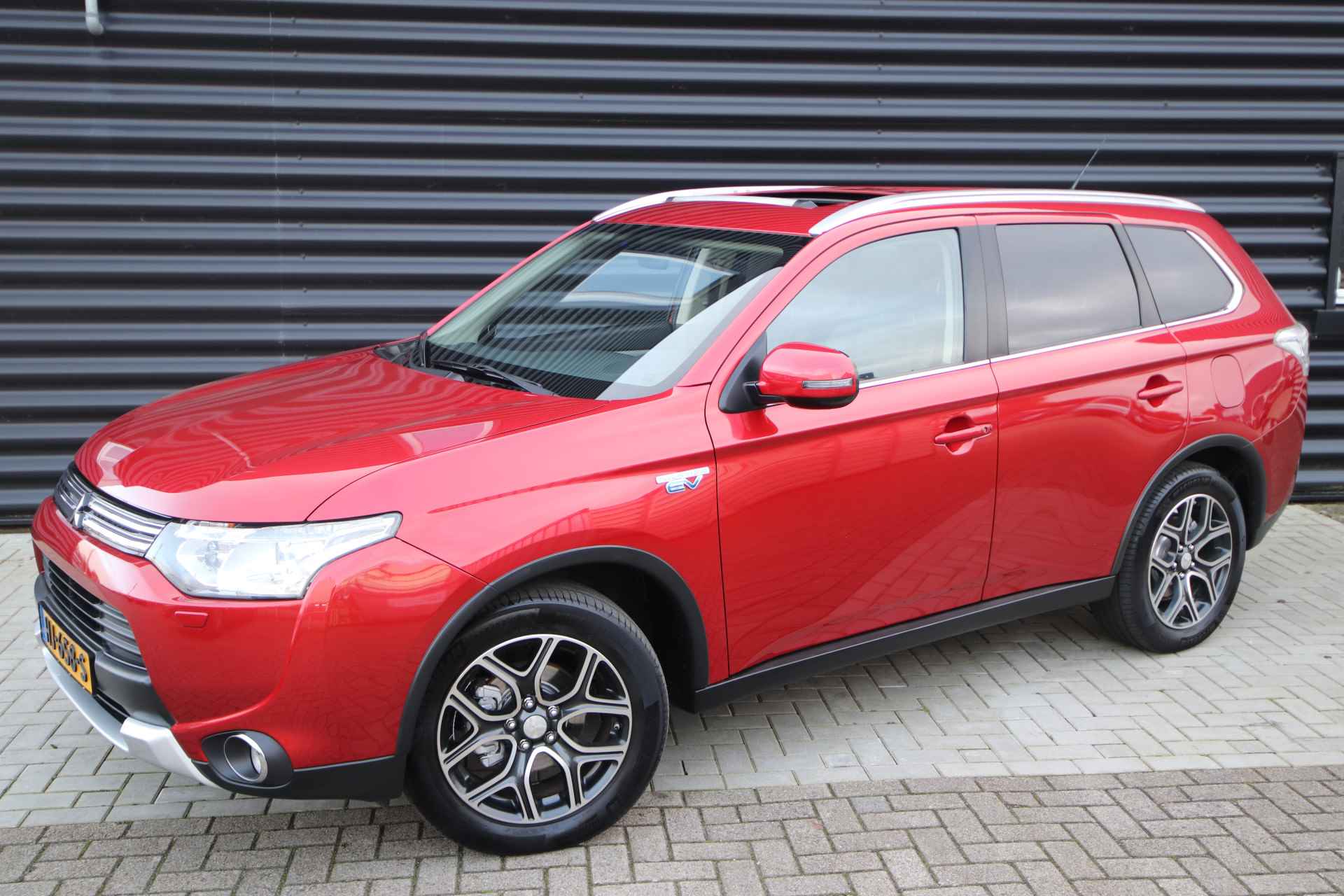 Mitsubishi Outlander 2.0 PHEV Limited Edition X-Line Schuif-/kanteldak, Trekhaak, Navigatie - 75/75