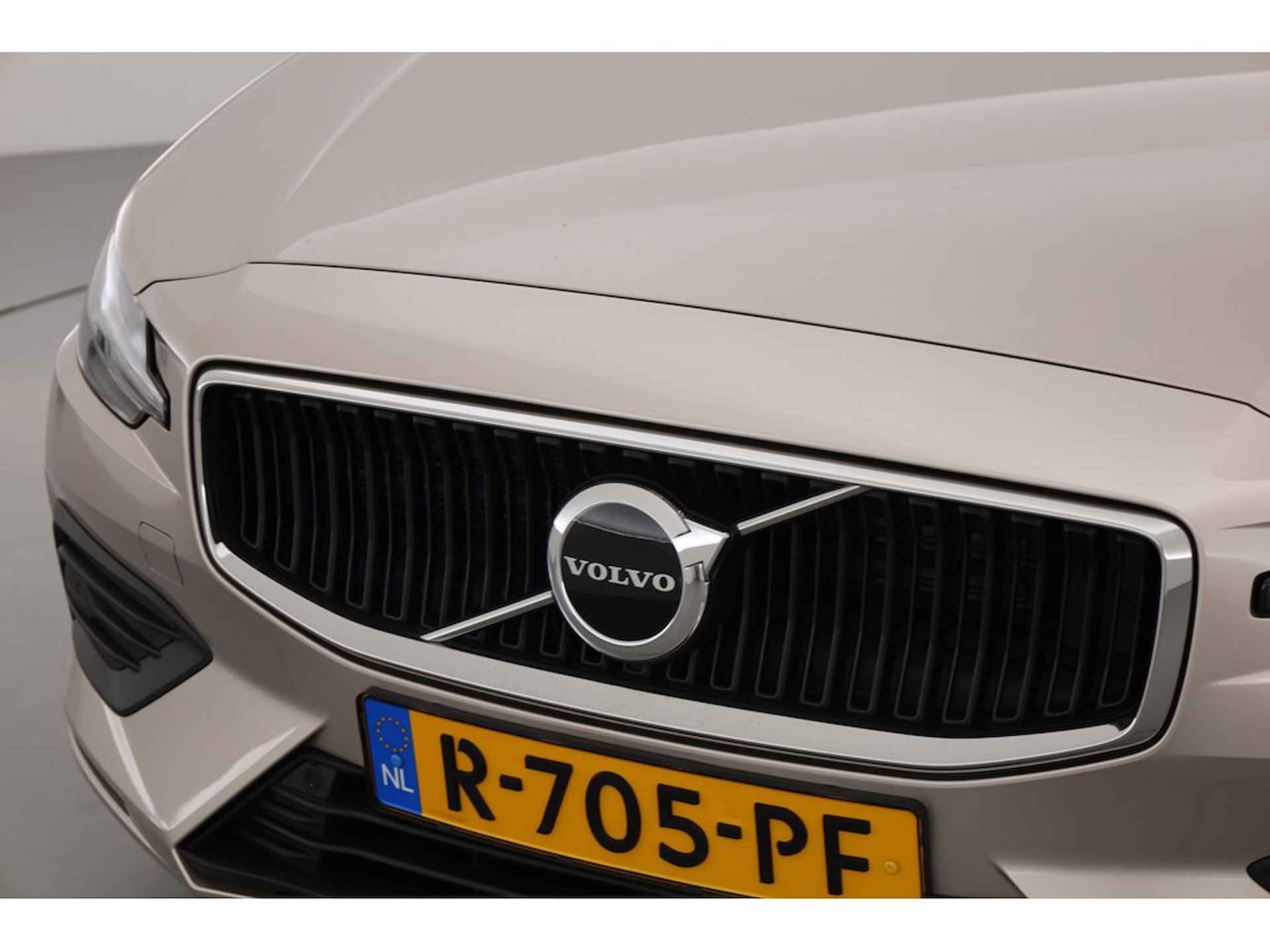 Volvo V60 2.0 163PK B3 Core, Stoel + stuurverwarming, camera ACC, Blis - 3/29