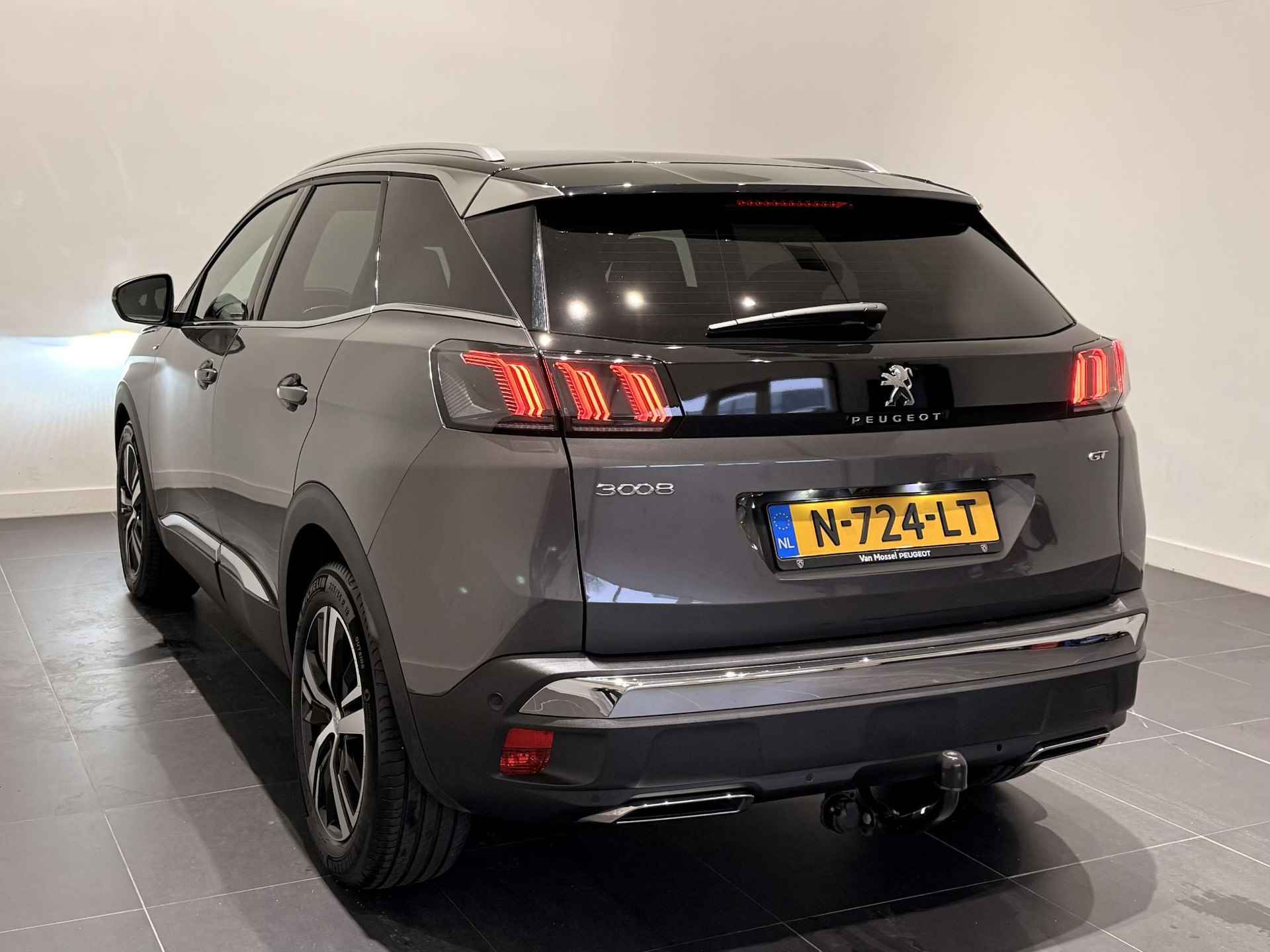 Peugeot 3008 1.2 PureTech GT | Apple Carplay & Android Auto | Camera voor & achter | DAB | - 7/26