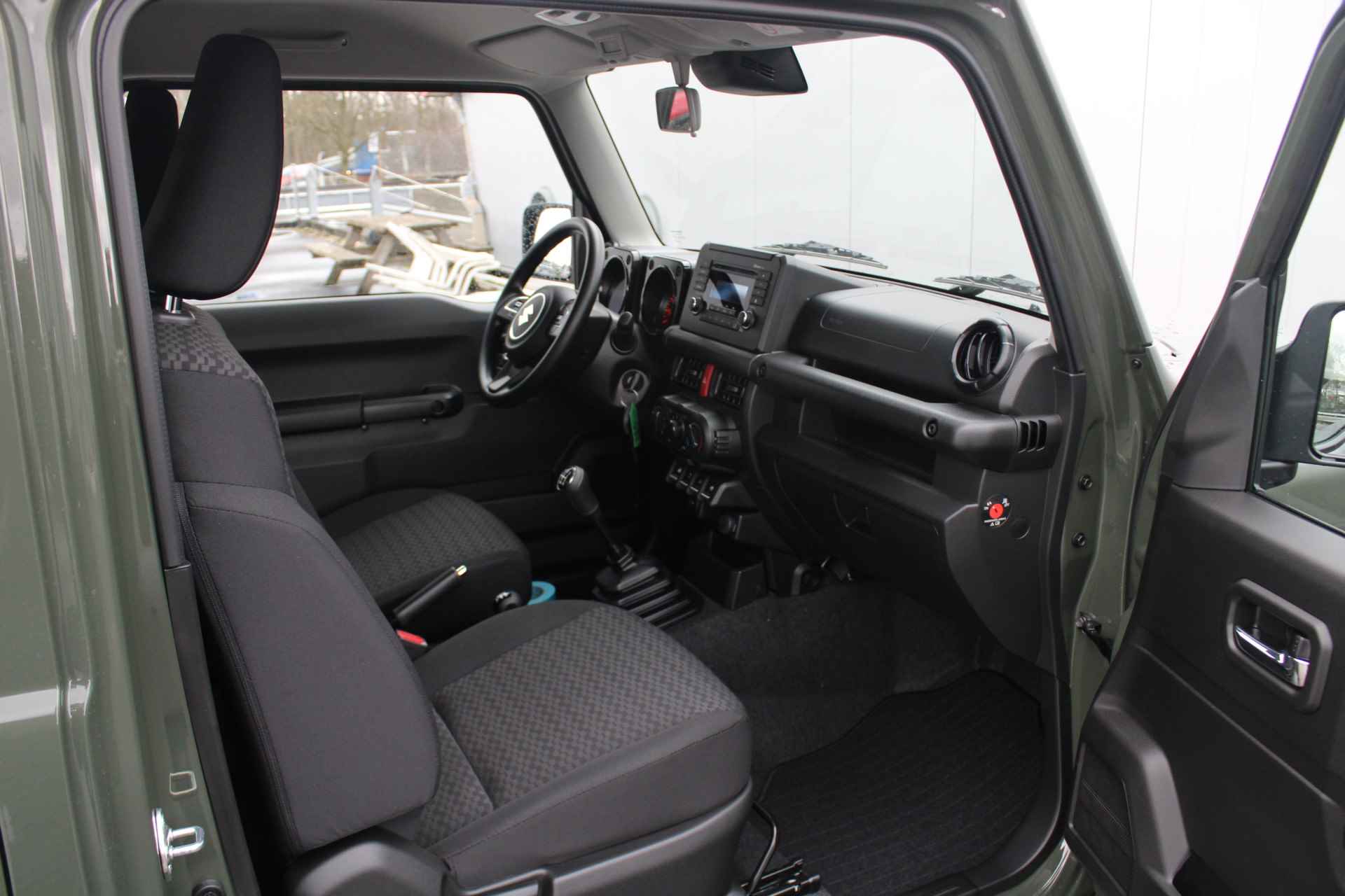 Suzuki Jimny 1.5 AllGrip Professional NIEUW 6 JAAR GARANTIE Cruise Control, Hillhold Functie, DAB+, Verkeersbord Detectie, Lage Gearing - 18/35