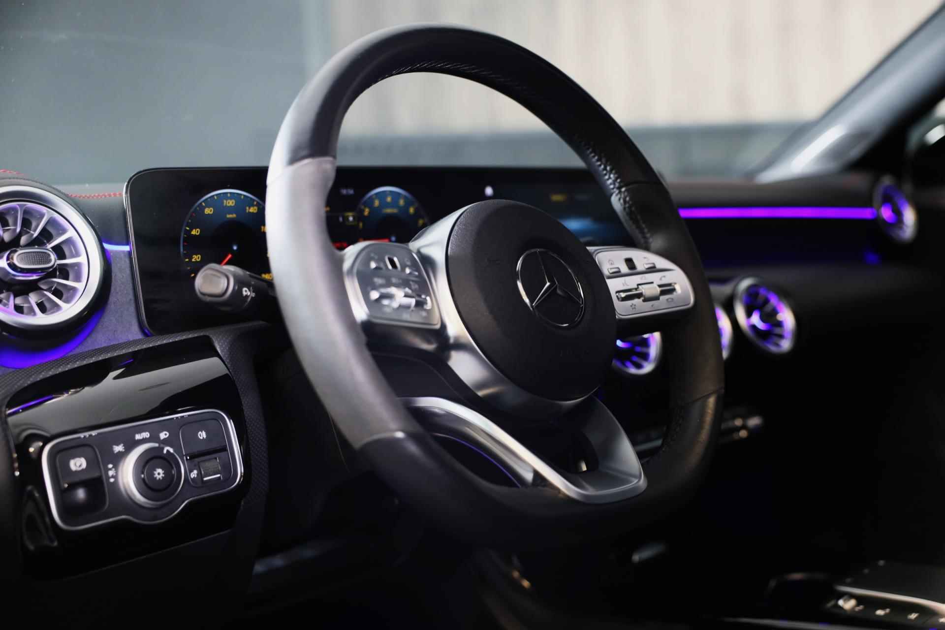 Mercedes-Benz CLA-klasse 250 e AMG Line / AUT / Digital Cockpit / Cruise Control / Sfeerverlichting / 360 Camera / Open Panoramada - 8/48