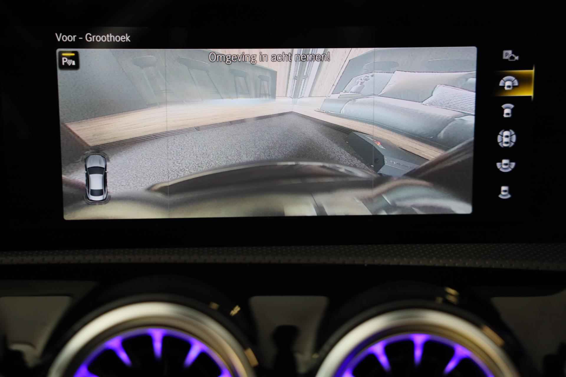 Mercedes-Benz CLA-klasse 250 e AMG Line / AUT / Digital Cockpit / Cruise Control / Sfeerverlichting / 360 Camera / Open Panoramada - 11/48