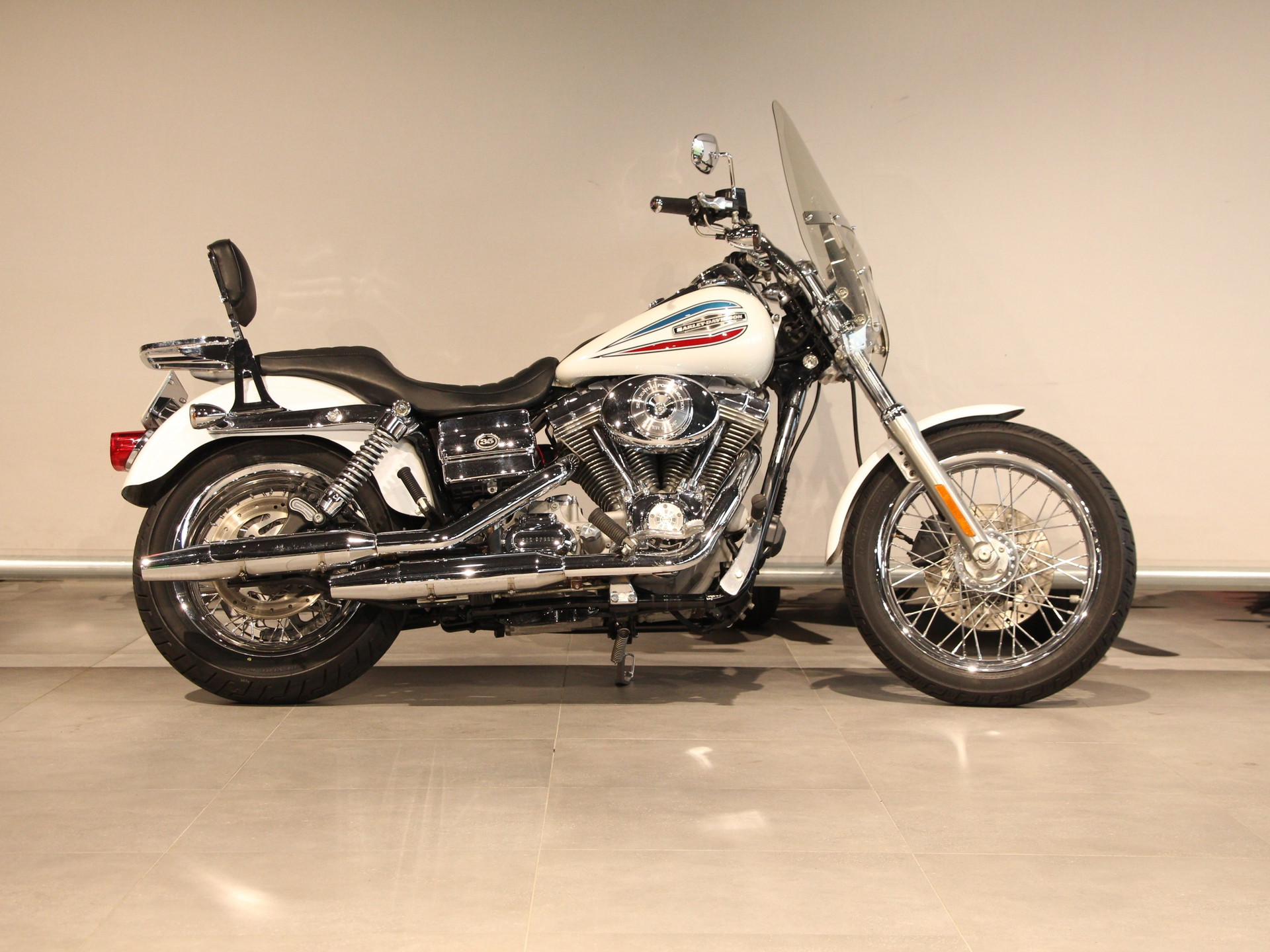 Harley-Davidson FXD Dyna Super Glide