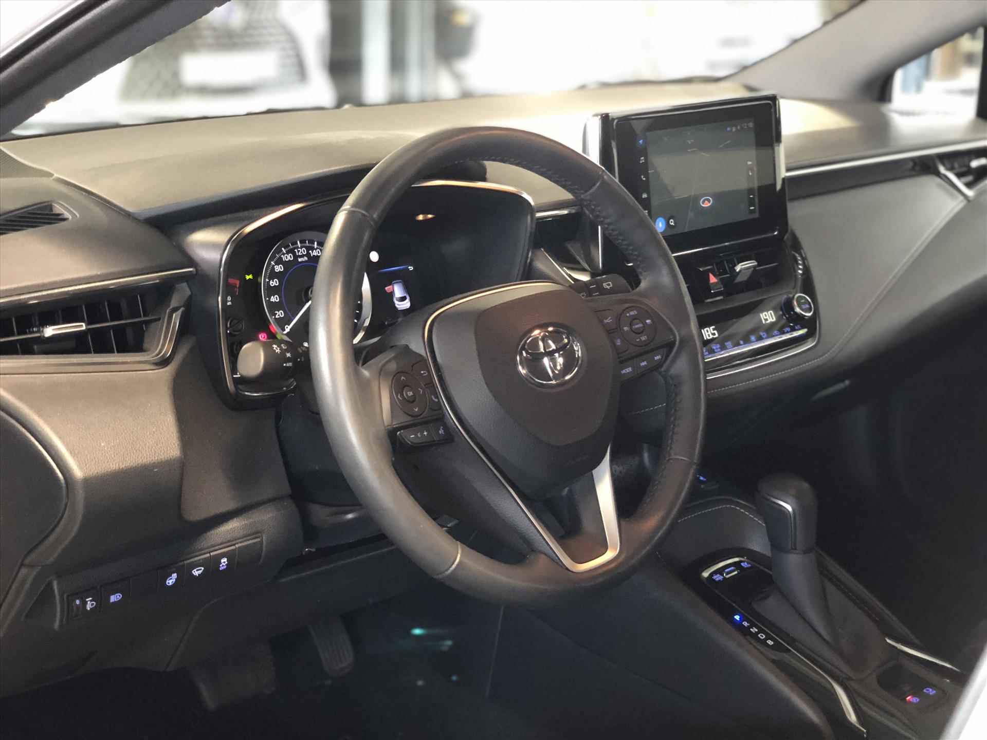 Toyota Corolla Touring Sports 1.8 Hybrid Business | Eerste eigenaar, Apple CarPlay/Android Auto, LED, DAB, Stoel + Stuurverwarming - 17/36