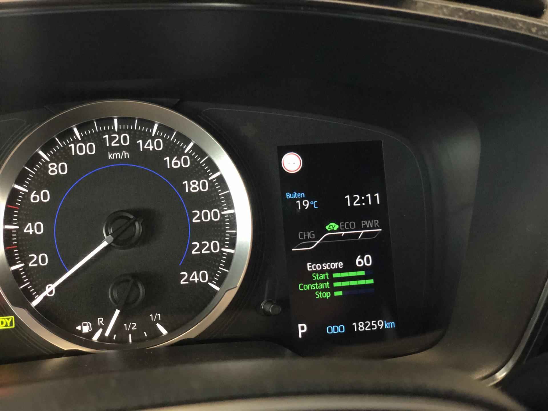Toyota Corolla Touring Sports 1.8 Hybrid Business | Eerste eigenaar, Apple CarPlay/Android Auto, LED, DAB, Stoel + Stuurverwarming - 23/36