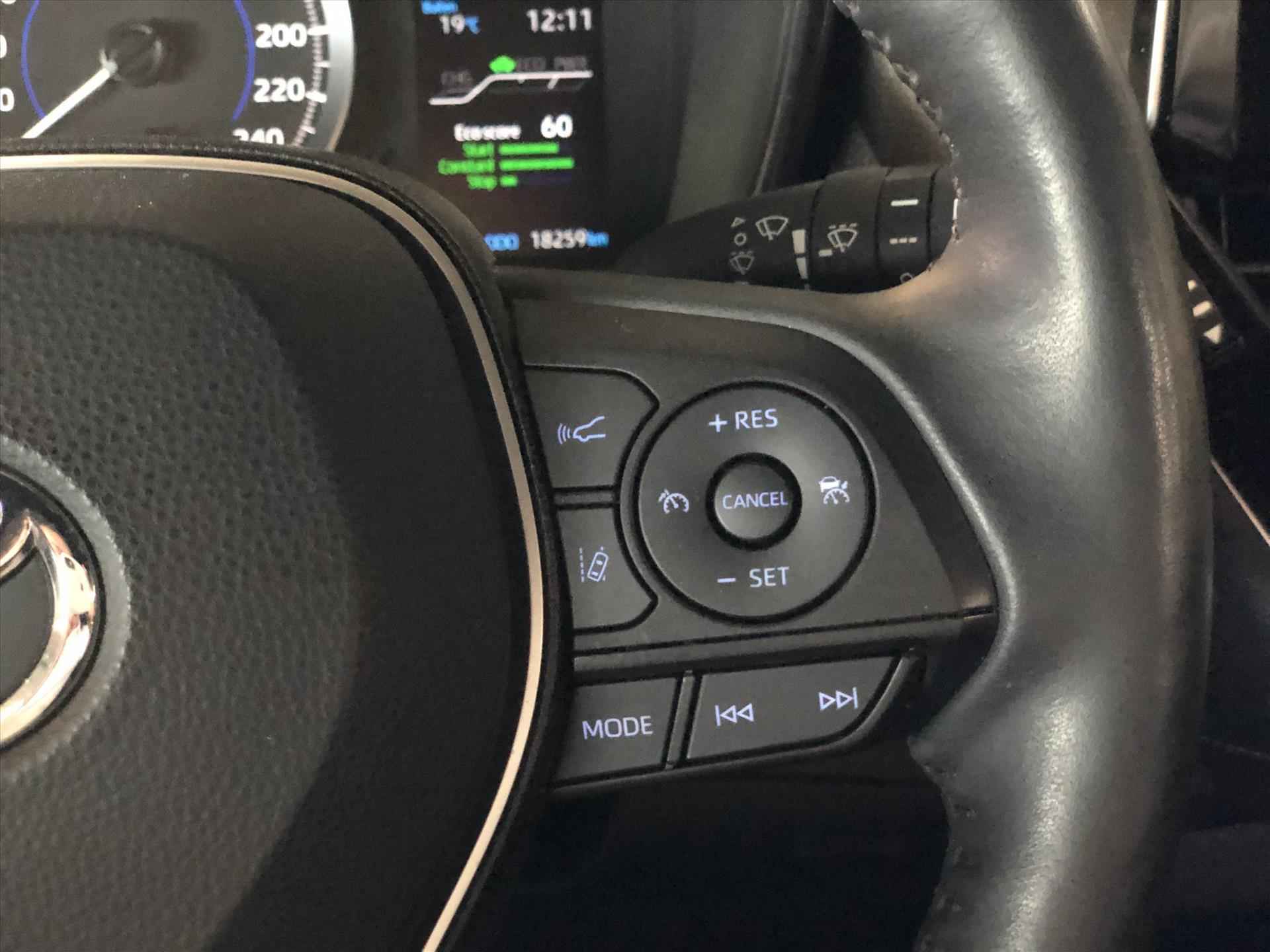 Toyota Corolla Touring Sports 1.8 Hybrid Business | Eerste eigenaar, Apple CarPlay/Android Auto, LED, DAB, Stoel + Stuurverwarming - 27/36
