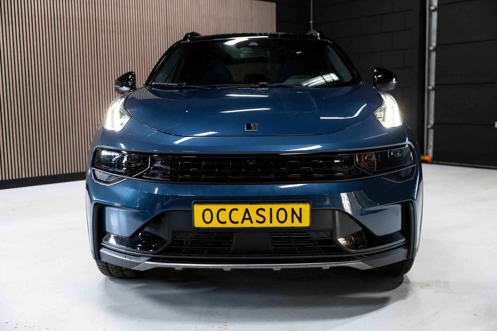 Lynk & Co 01 1.5TD 261pk PHEV BLACK EDITION - 3/59