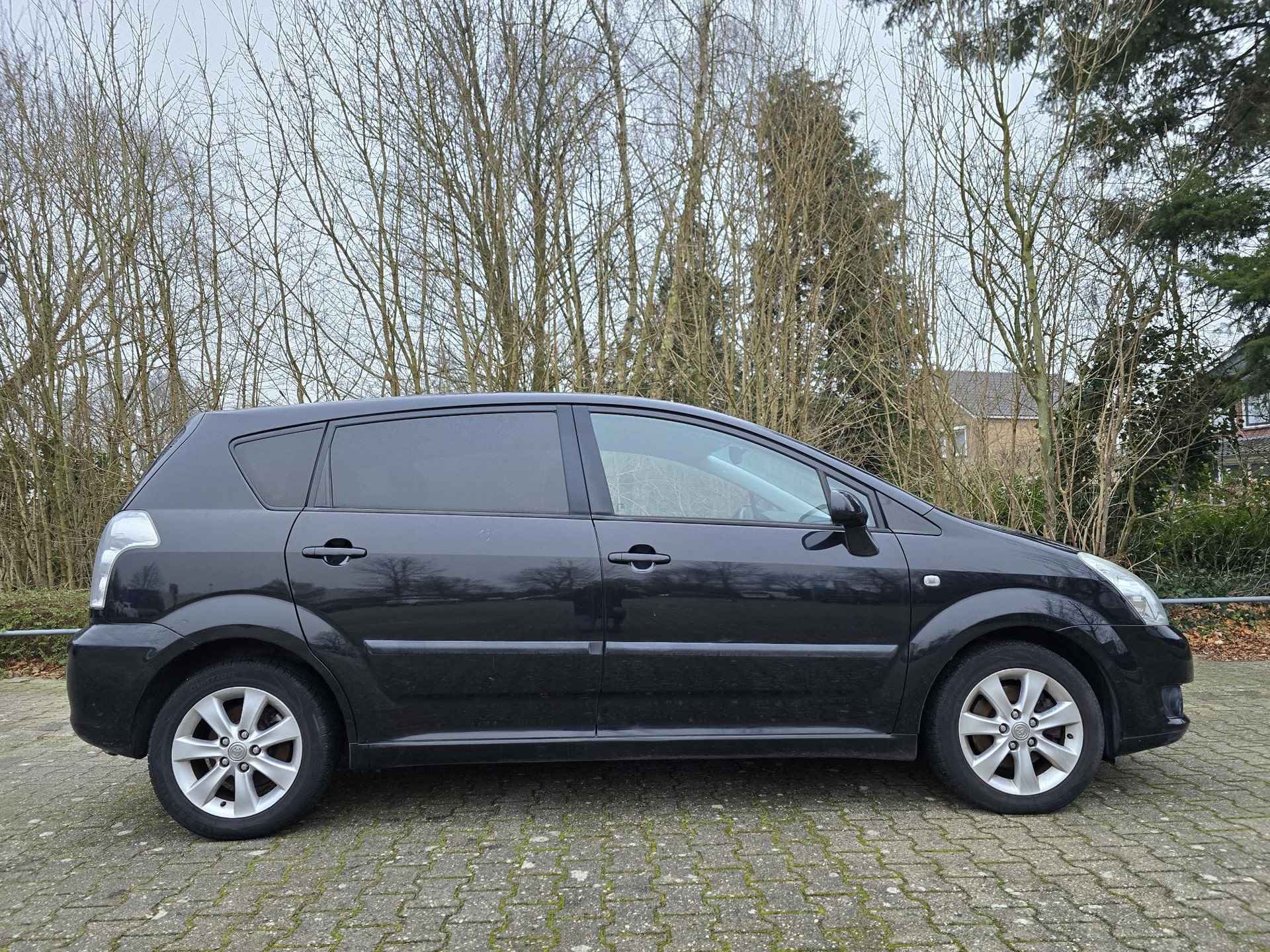 Toyota Verso 1.8 VVT-i Luna - 7/30