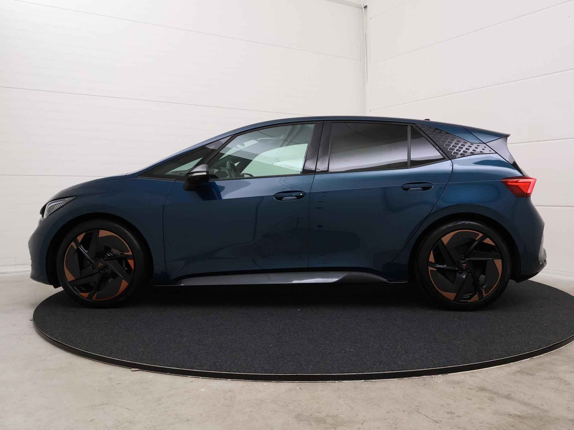 CUPRA Born Copper Edition One 62 kWh 204 PK | Pano dak | Apple CarPlay | Head Up | ACC | LED | 360 Camera | Parkeerhulp | - 4/14