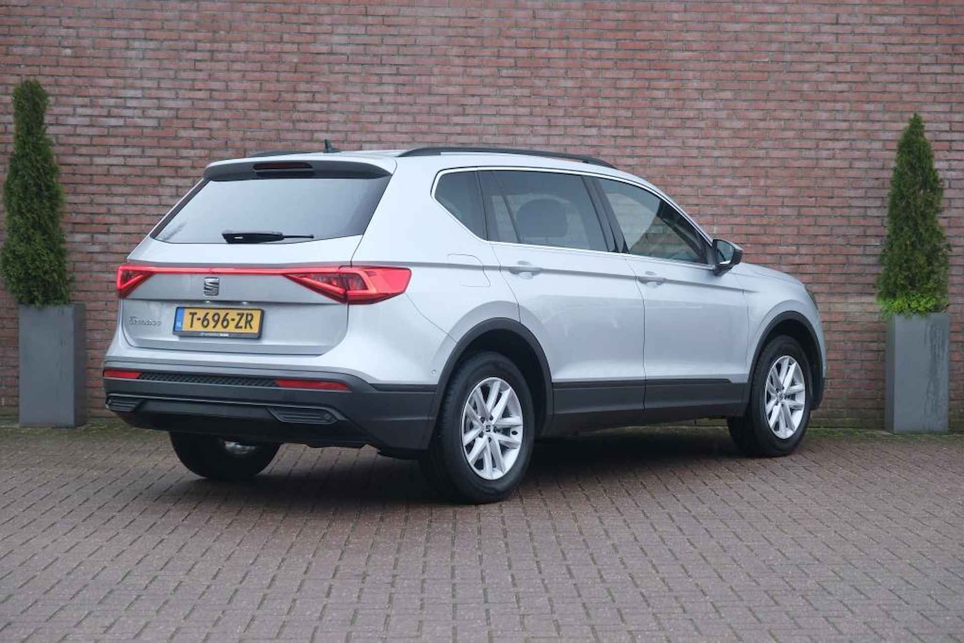 SEAT Tarraco 1.5 TSi 150pk DSG Style 7p. | Navi | App Connect | Climate | Keyless | Elektrische Achterklep | PDC - 32/33