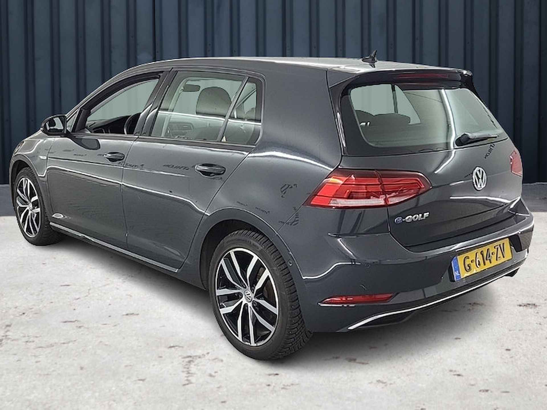 Volkswagen e-Golf E-DITION (136 PK) 1e-Eig. Volkswagen-Dealer-Onderh. BOVAG-Garantie, NL-Auto. Warmtepomp, Navigatie/Apple-Carplay/Android-Auto, Adaptive-Cruisecontrol, Parkeersensoren-V+A, DAB, Premium-Audio, Licht-Zicht-Pakket, Lm-Velgen-17Inch, Privacy-Glas - 5/20