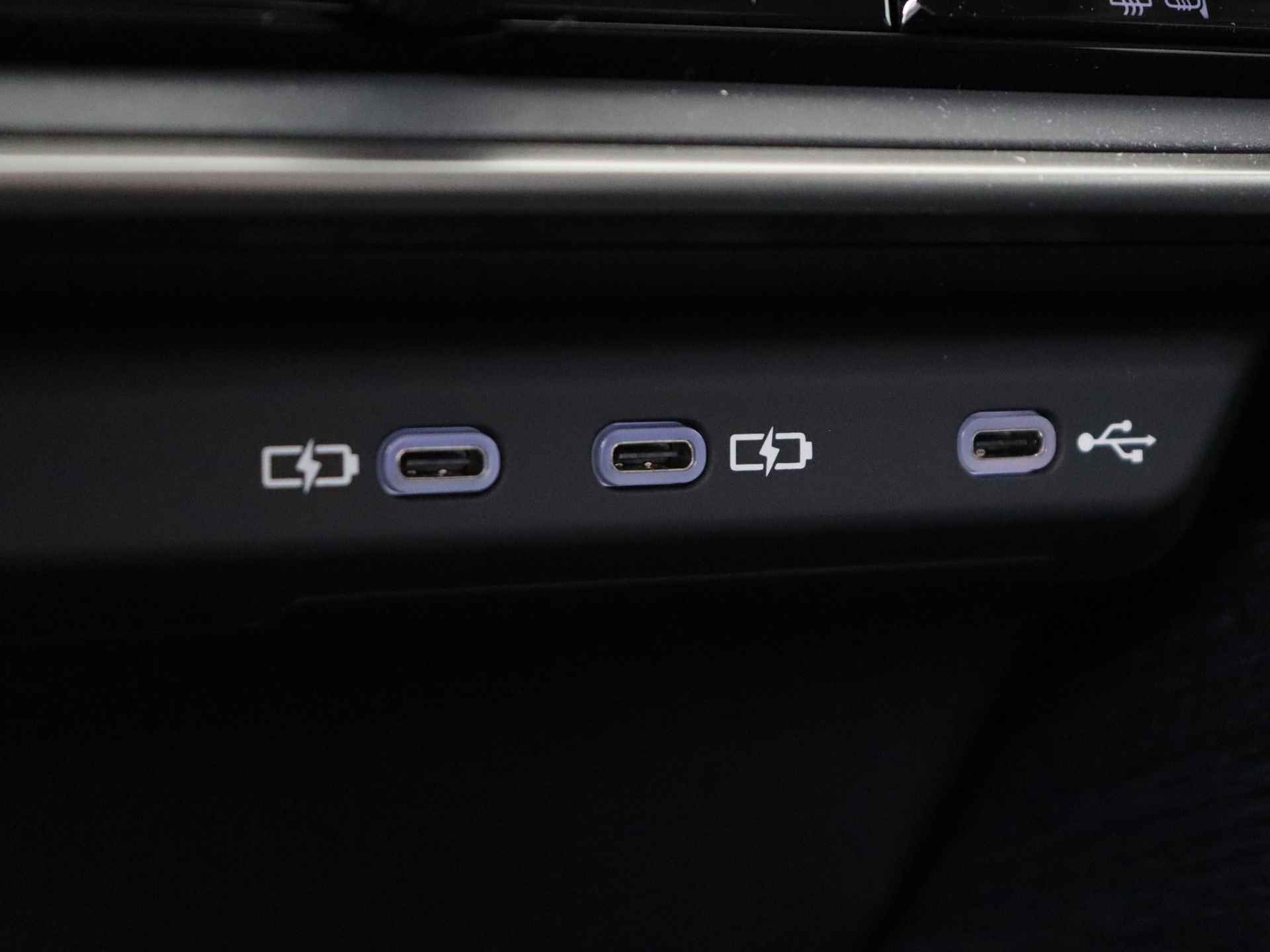 Lexus RZ 450e Executive Line | Panoramisch dak | Lederen Bekleding | Elektrische Stoelen | - 35/38