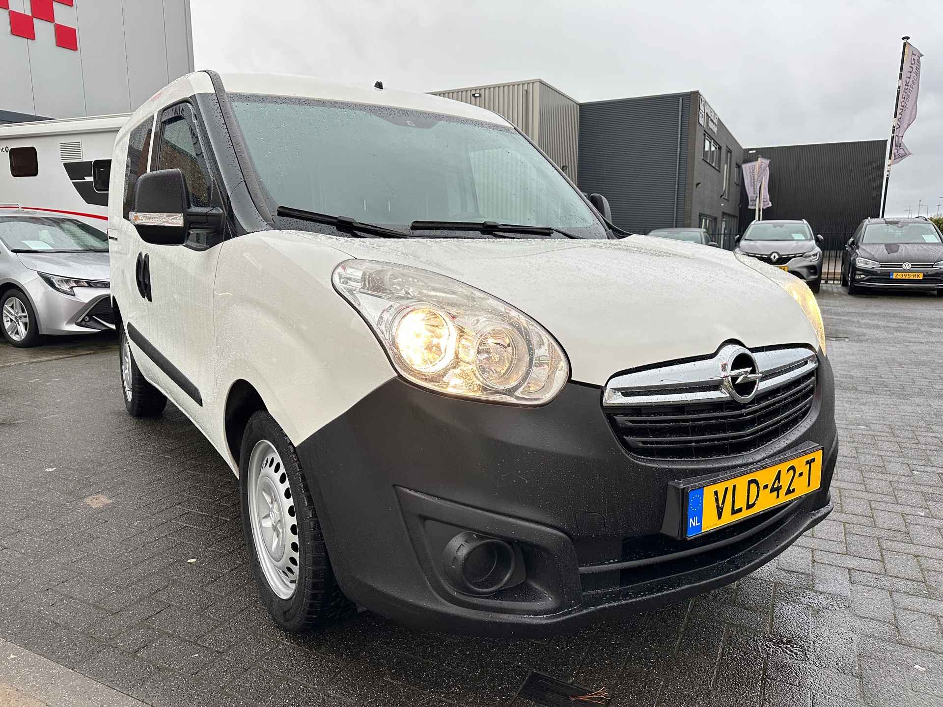 Opel Combo 1.4 L1H1 ecoFLEX Selection|BENZINE|Trekhaak|Airco|Elektrische Ramen - 12/18