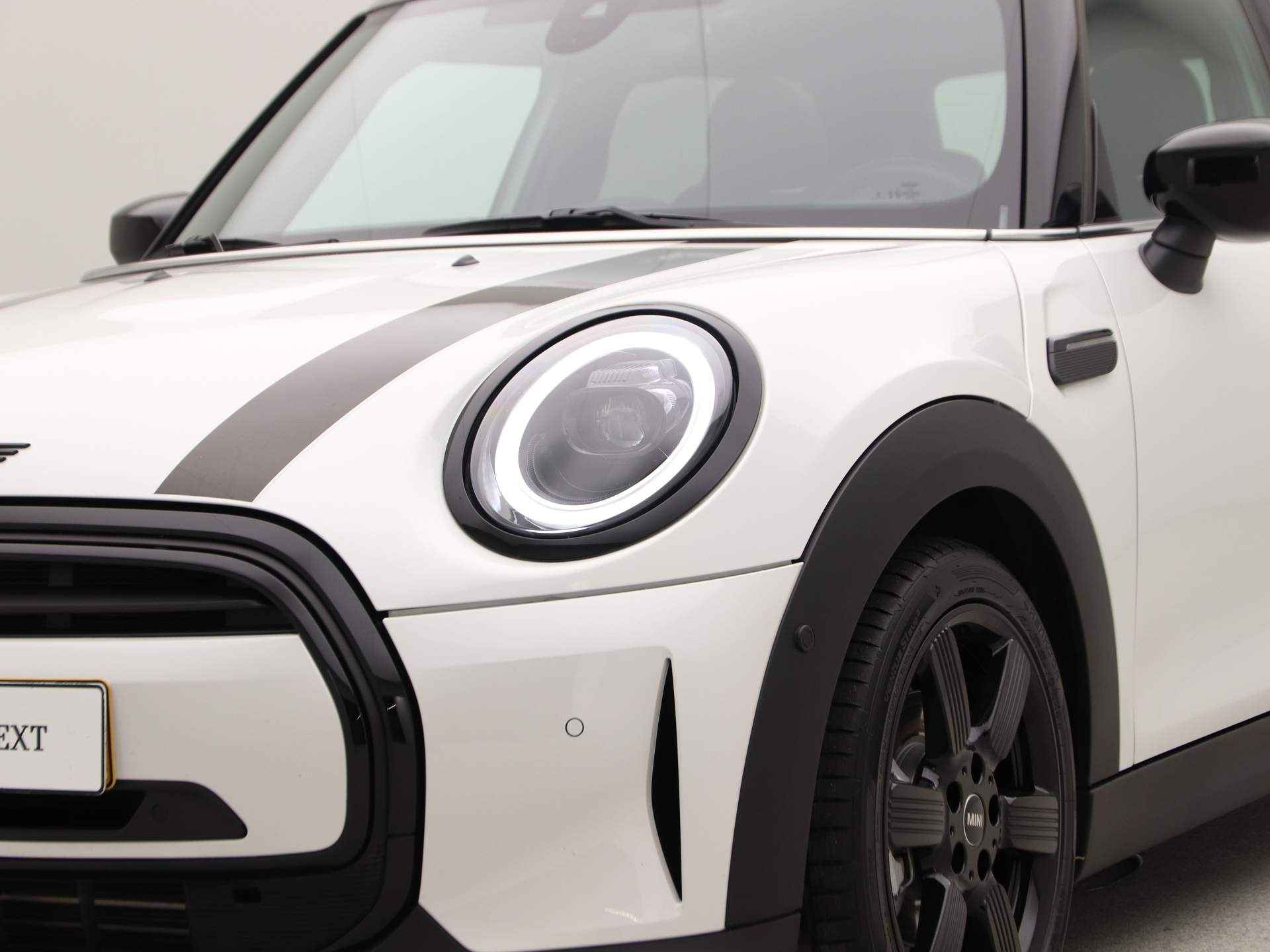 MINI 5-deurs Cooper Camden Edition Aut. - 19/24