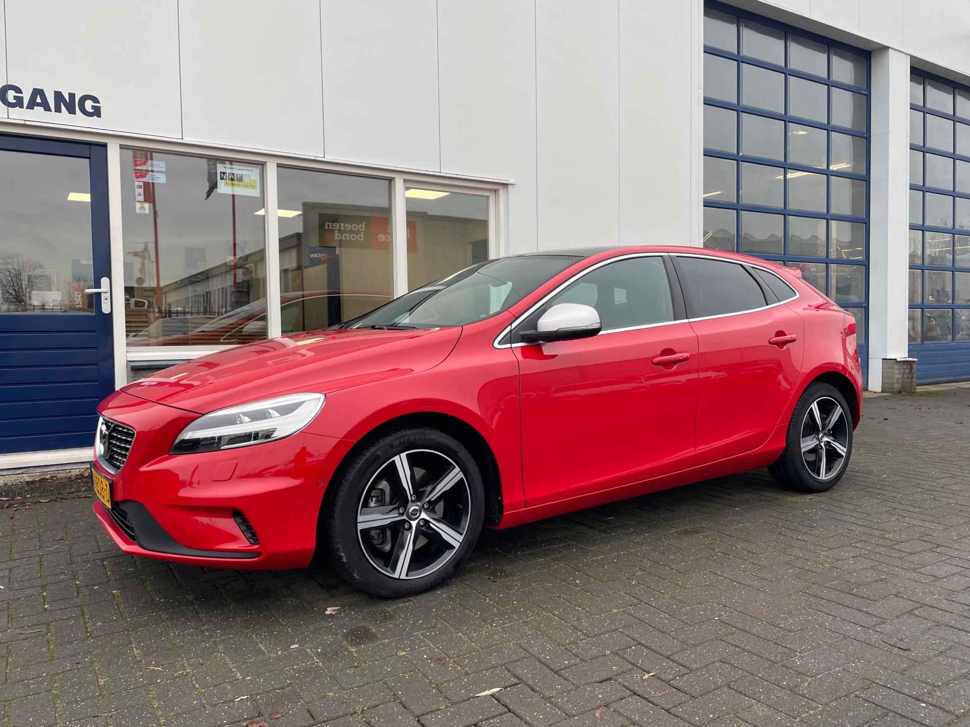 Volvo V40 1.5 T3 Polar+ Sport - 2/17