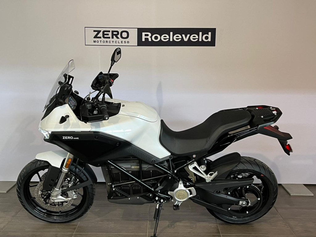 Zero Motorcycles DSR/X ZF17.3 2023 model jaar Demo bij viaBOVAG.nl