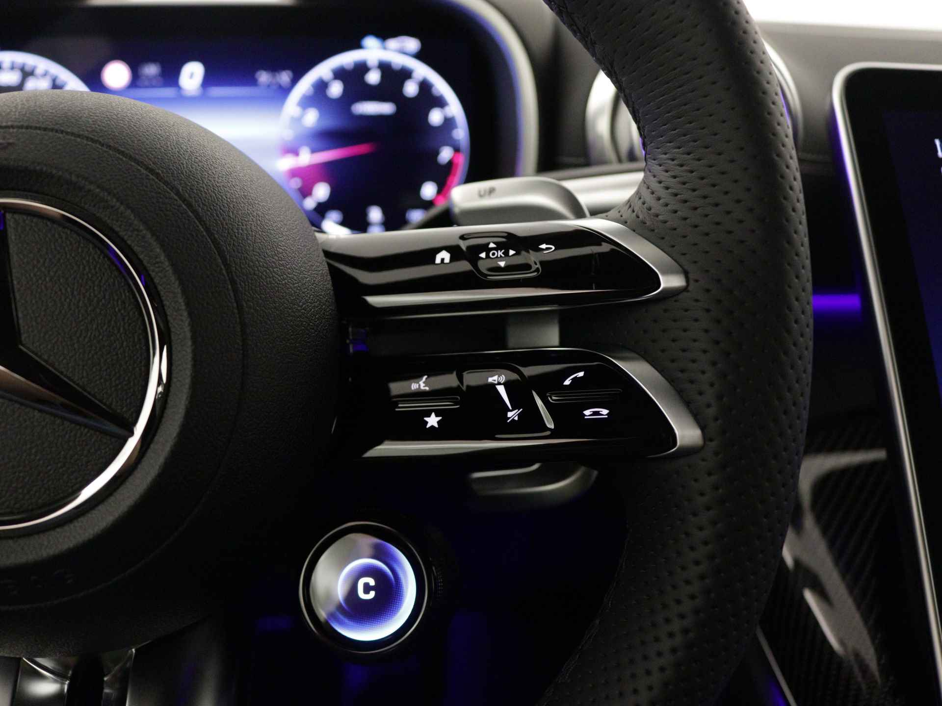 Mercedes-Benz SL-Klasse 63 AMG 4MATIC+ | AMG track pace |  AMG Carbon | AMG Nightpakket II | ENERGIZING-pakket | Keramisch Composiet AMG Remsysteem | Burmester Surround Sound systeem | Rijassistentiepakket plus | Head-up display | - 20/48