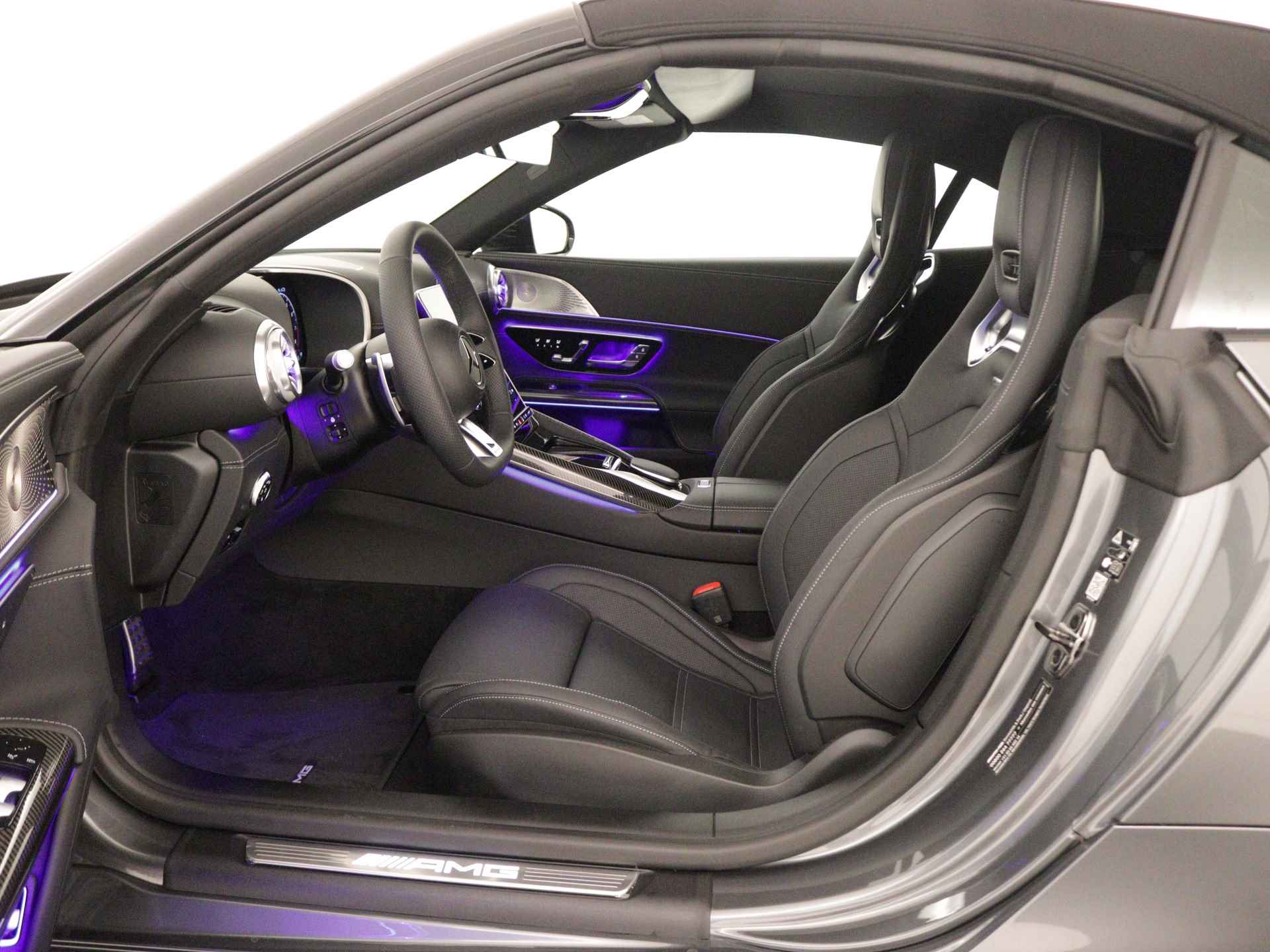 Mercedes-Benz SL-Klasse 63 AMG 4MATIC+ | AMG track pace |  AMG Carbon | AMG Nightpakket II | ENERGIZING-pakket | Keramisch Composiet AMG Remsysteem | Burmester Surround Sound systeem | Rijassistentiepakket plus | Head-up display | - 25/48
