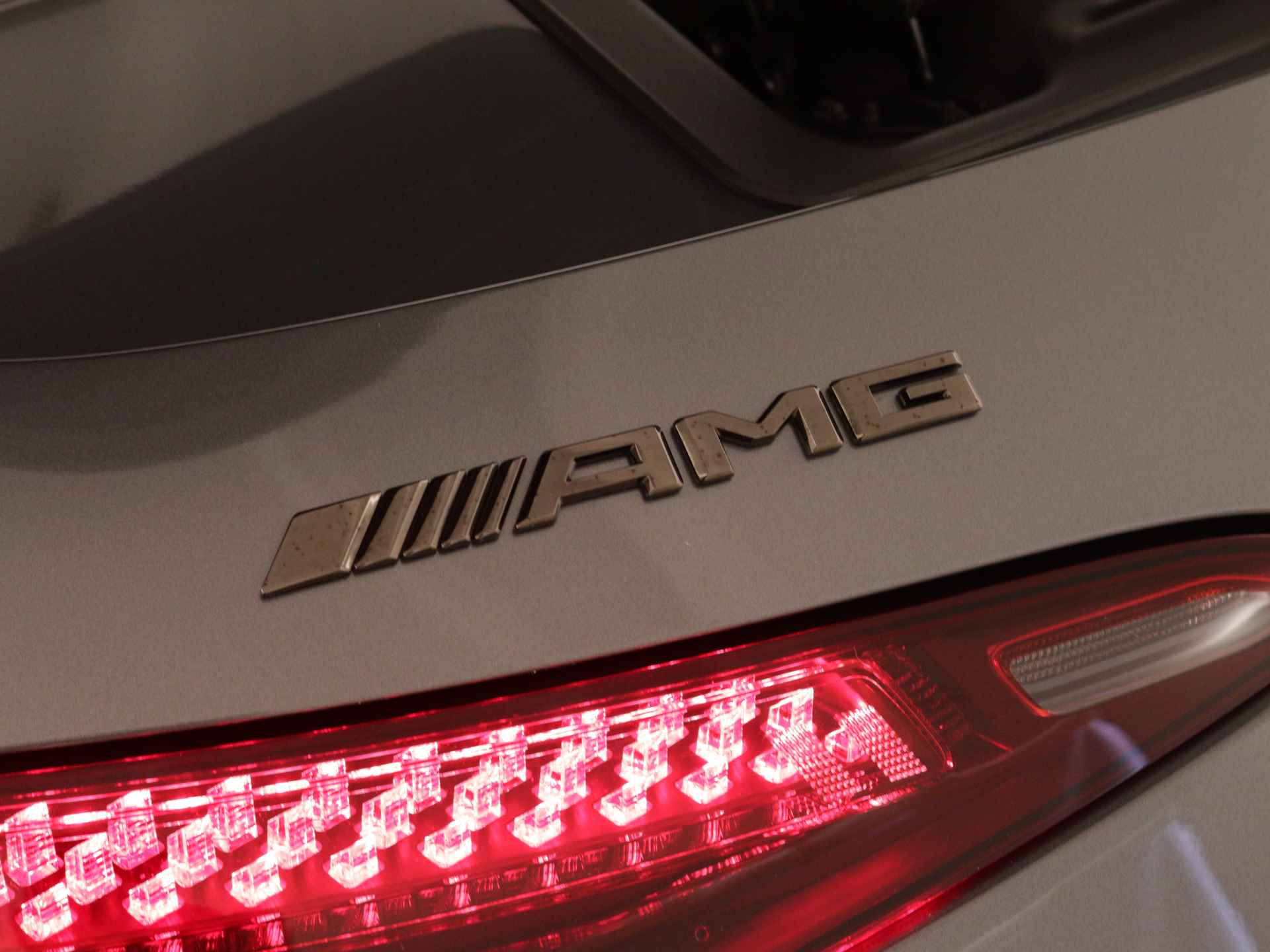 Mercedes-Benz SL-Klasse 63 AMG 4MATIC+ | AMG track pace |  AMG Carbon | AMG Nightpakket II | ENERGIZING-pakket | Keramisch Composiet AMG Remsysteem | Burmester Surround Sound systeem | Rijassistentiepakket plus | Head-up display | - 37/48
