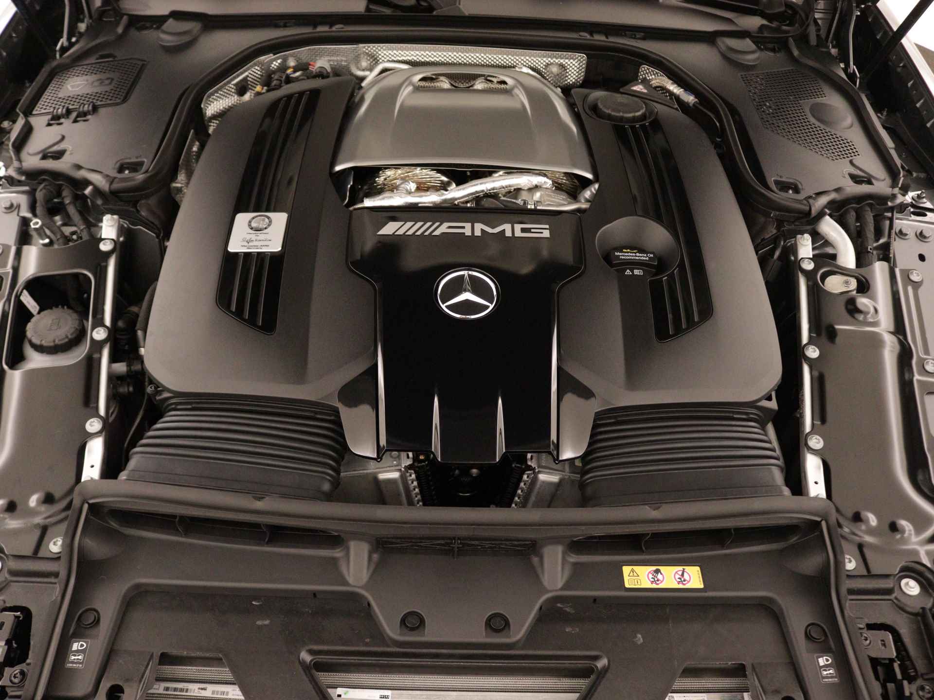 Mercedes-Benz SL-Klasse 63 AMG 4MATIC+ | AMG track pace |  AMG Carbon | AMG Nightpakket II | ENERGIZING-pakket | Keramisch Composiet AMG Remsysteem | Burmester Surround Sound systeem | Rijassistentiepakket plus | Head-up display | - 39/48