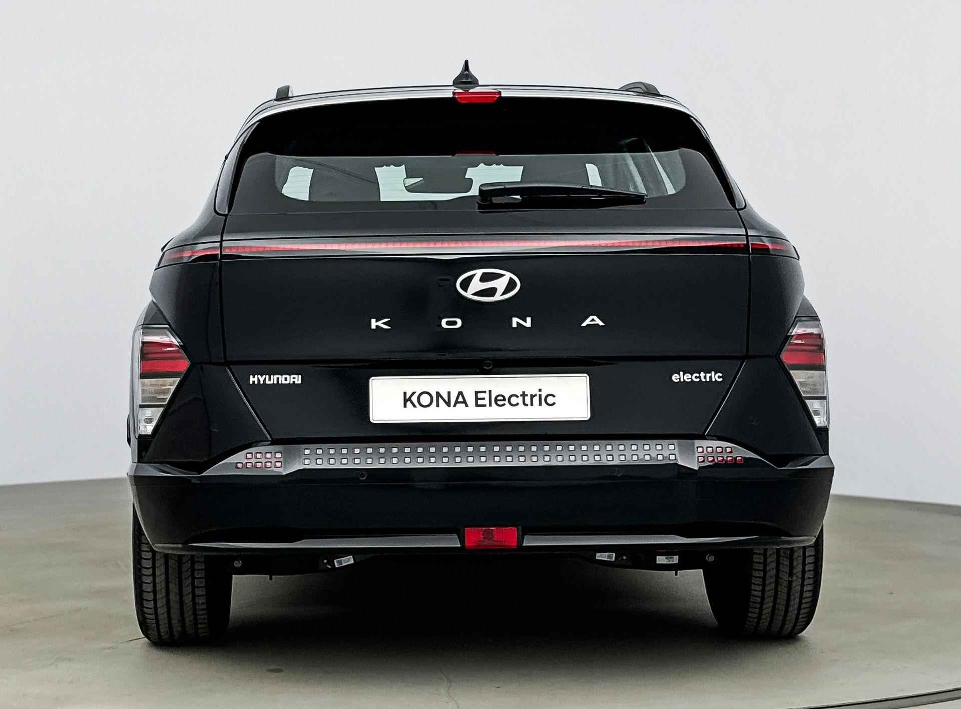 Hyundai Kona Electric Comfort 65.4 kWh | 514km Actieradius! | Bluelink app | Navigatie | Camera | Adaptive cruise control | - 7/28