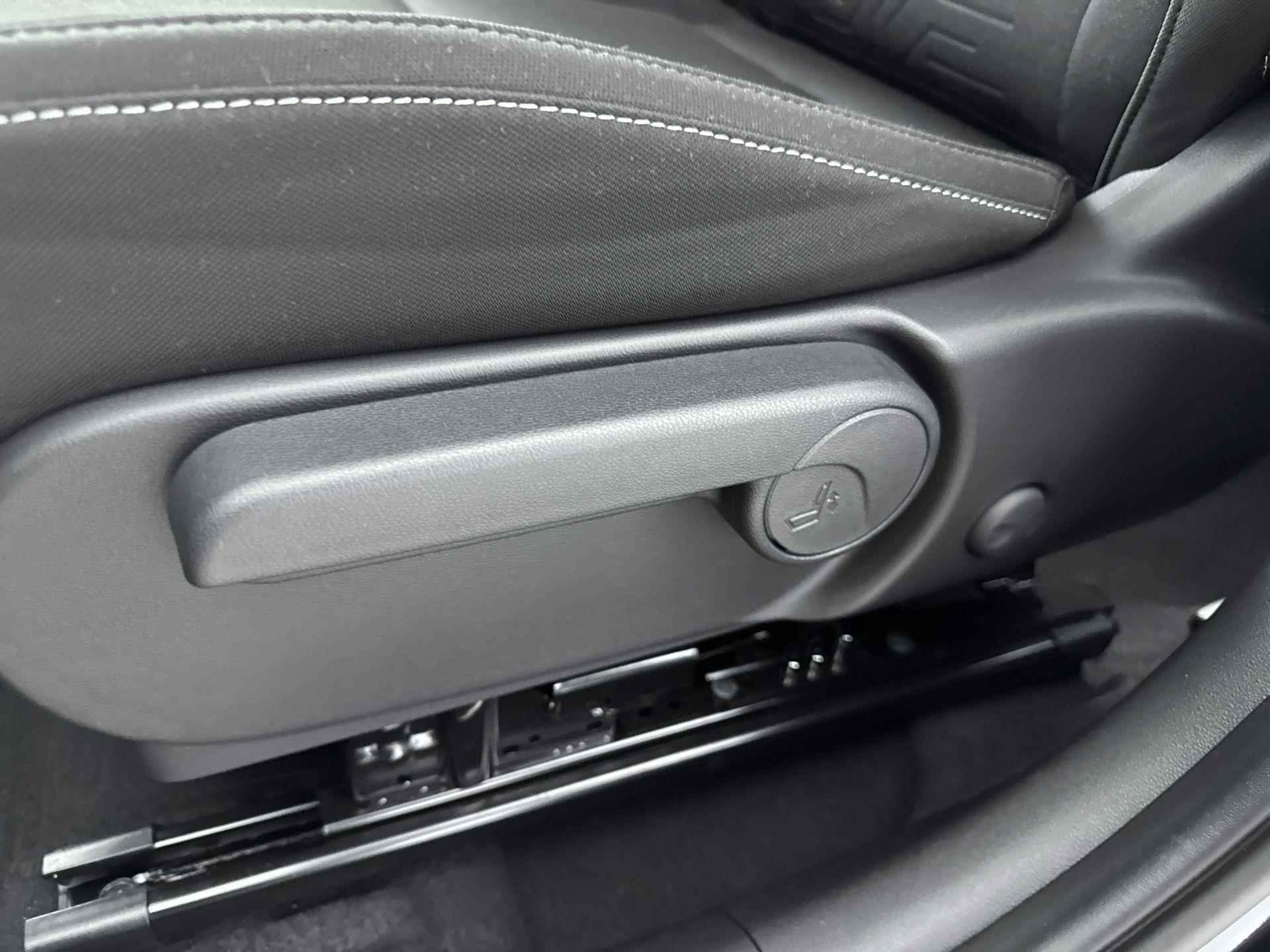 Hyundai Kona Electric Comfort 65.4 kWh | 514km Actieradius! | Bluelink app | Navigatie | Camera | Adaptive cruise control | - 15/28