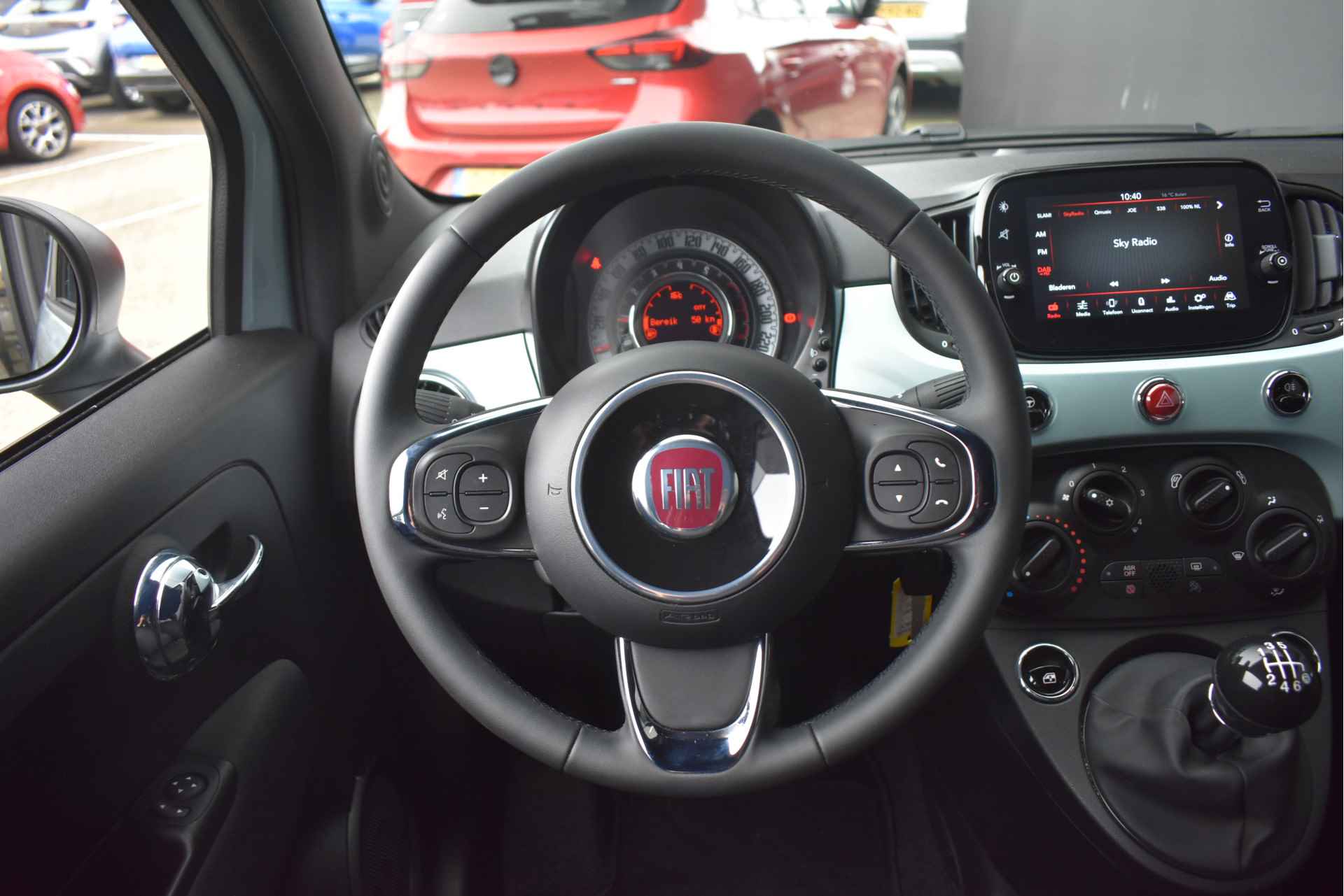 Fiat 500 Cabrio 1.0 Hybrid | Navigatie by App | Nieuwstaat! | Airco | Apple Carplay | Android Auto | Bluetooth-Telefoonverbinding | !! - 11/37