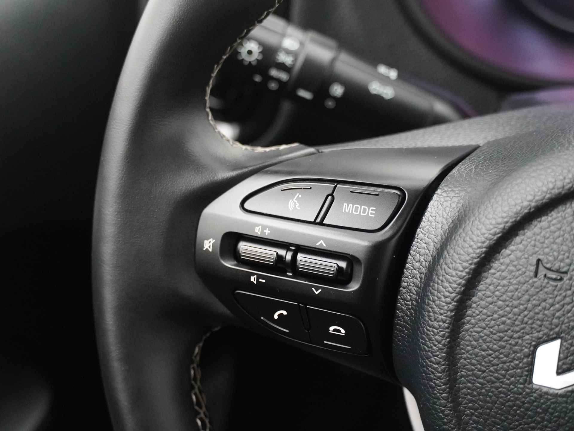 Kia Picanto 1.0 DPi DynamicLine - Achteruitrijcamera - Airco - Cruise Control - Apple Carplay/Android Auto - Fabrieksgarantie Tot 2030 - 27/50