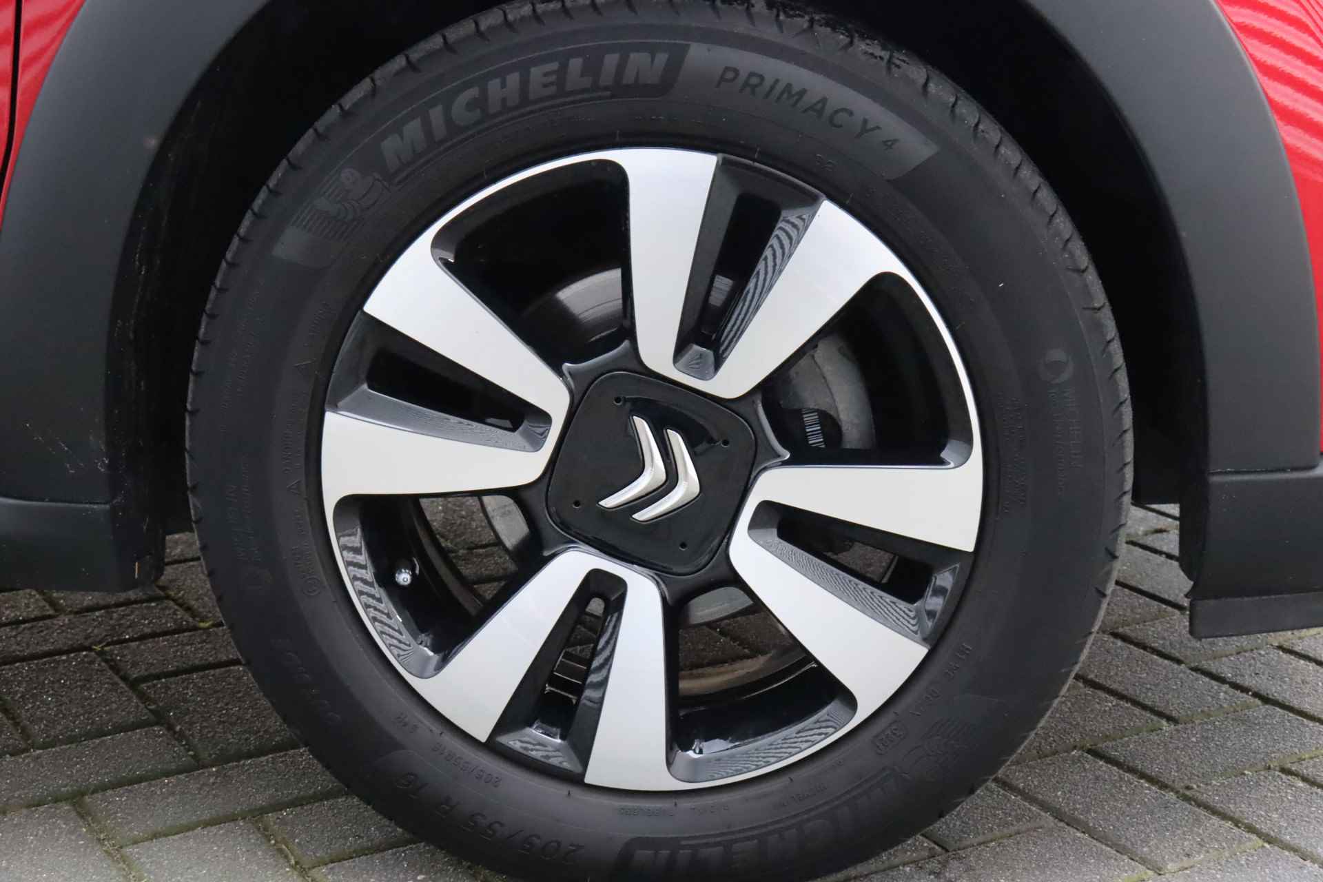 Citroën C3 1.2 PURETECH 83PK 5-DRS SHINE / NAVI / CLIMA / LED / PDC / 16" LMV / BLUETOOTH / CRUISECONTROL / 1E EIGENAAR / NIEUWSTAAT !! - 12/34