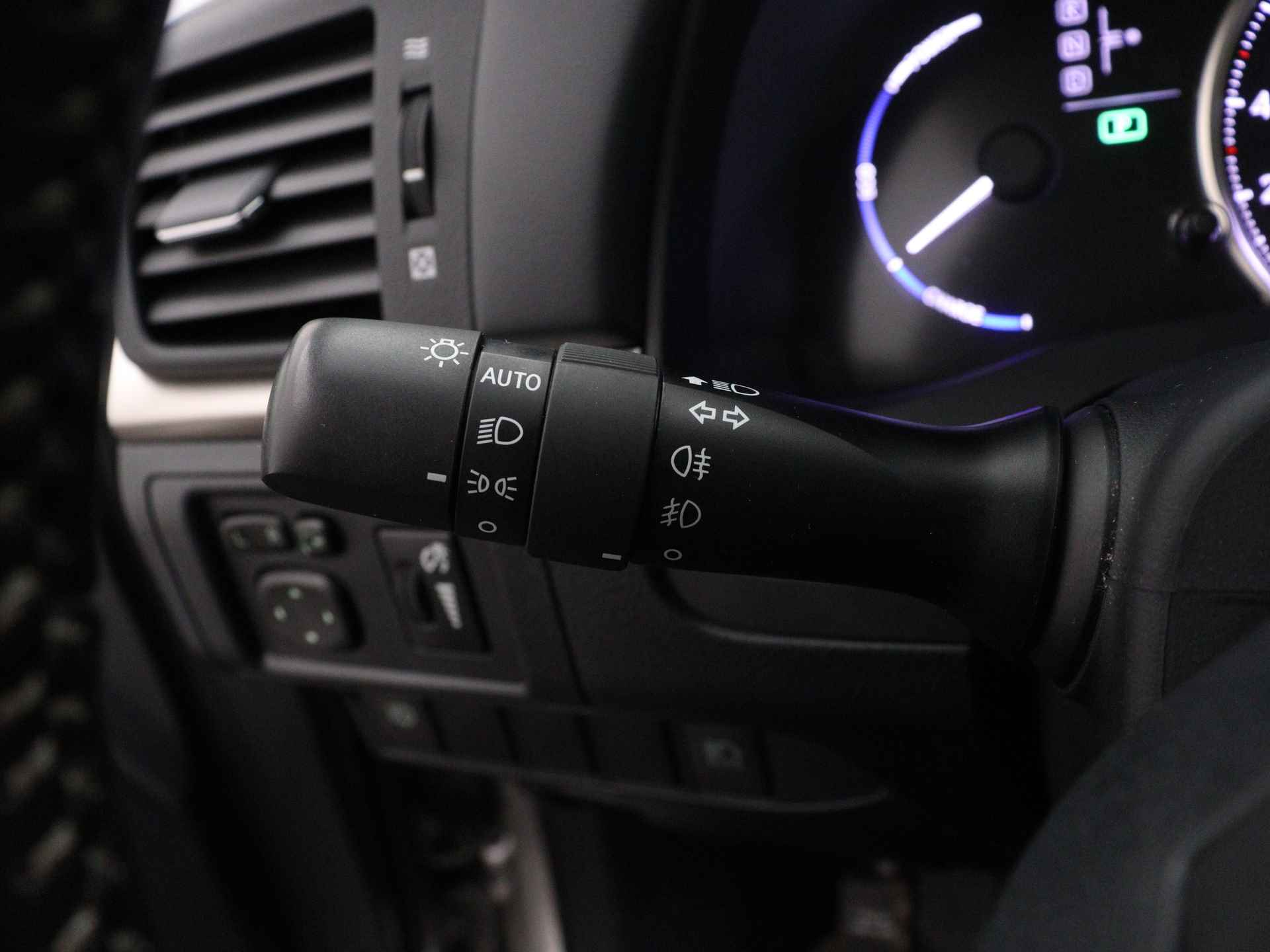 Lexus CT 200h Ultimate Edition | Navigatie | Camera | LM velgen | Cruise Control Adaptief | Climate Control | - 24/43