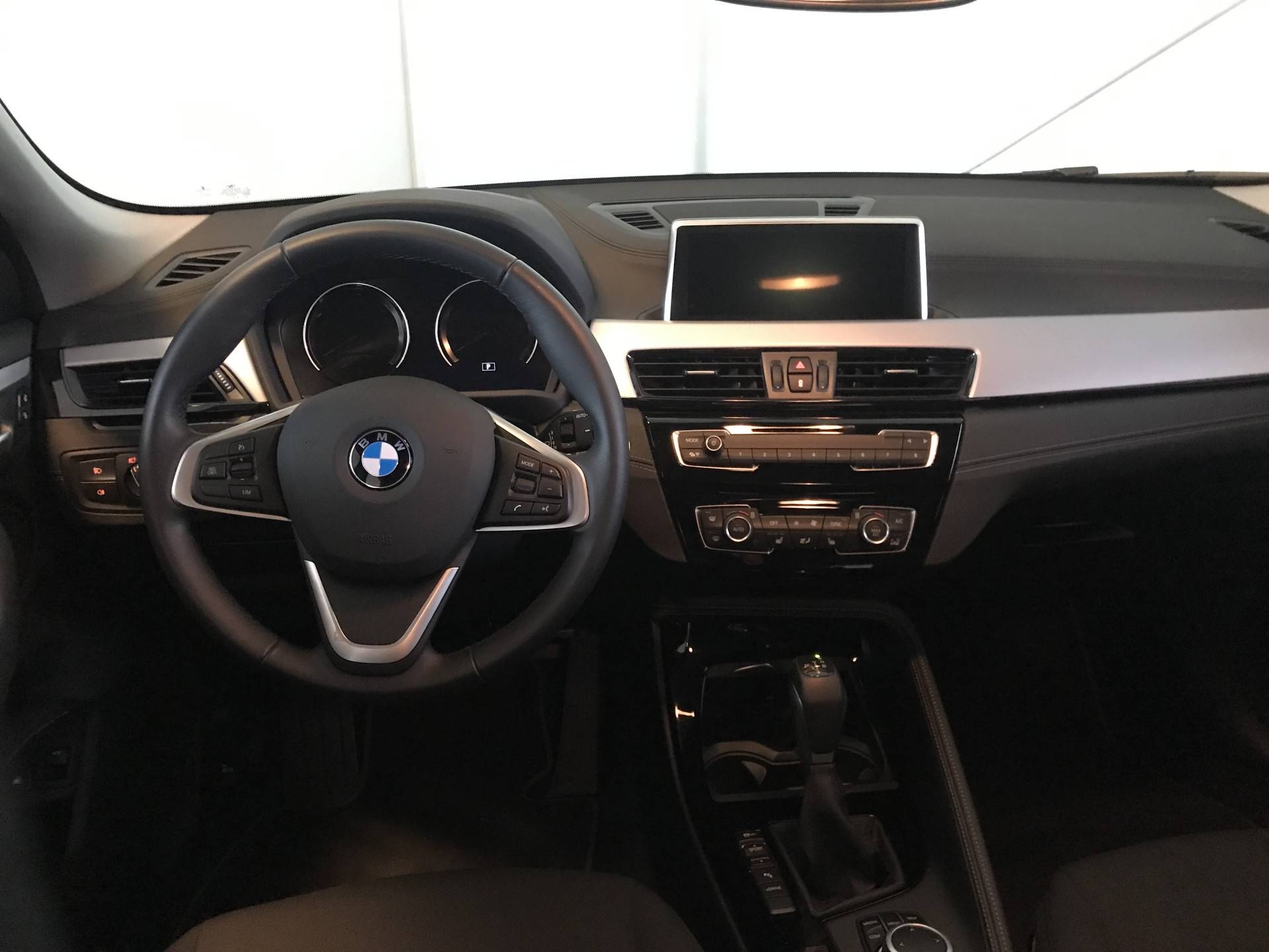 BMW X2 xDrive25e Executive | Automaat | Navigatie | Climate control | Bluetooth | Max 220 pk | - 12/36