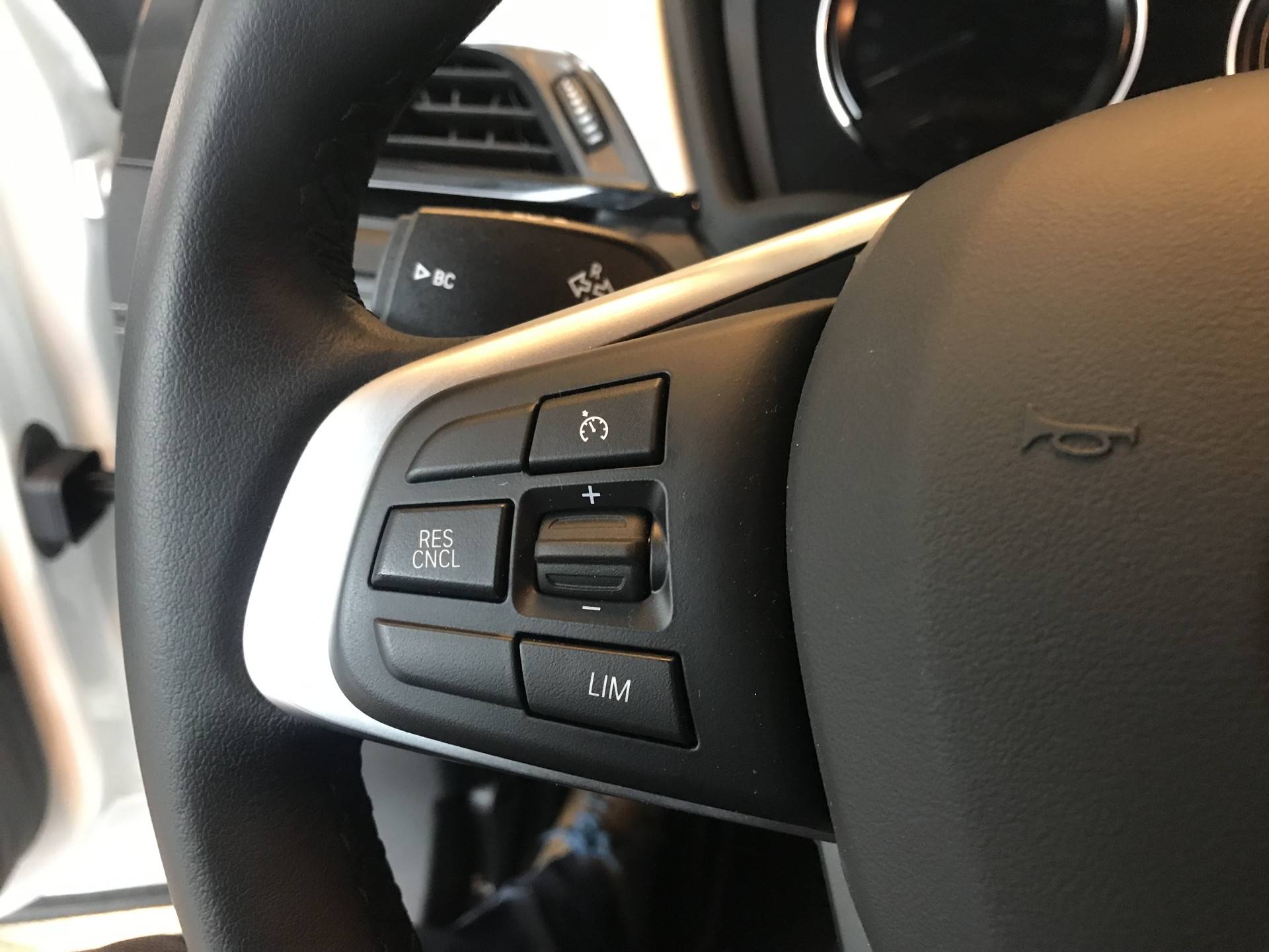 BMW X2 xDrive25e Executive | Automaat | Navigatie | Climate control | Bluetooth | Max 220 pk | - 27/36